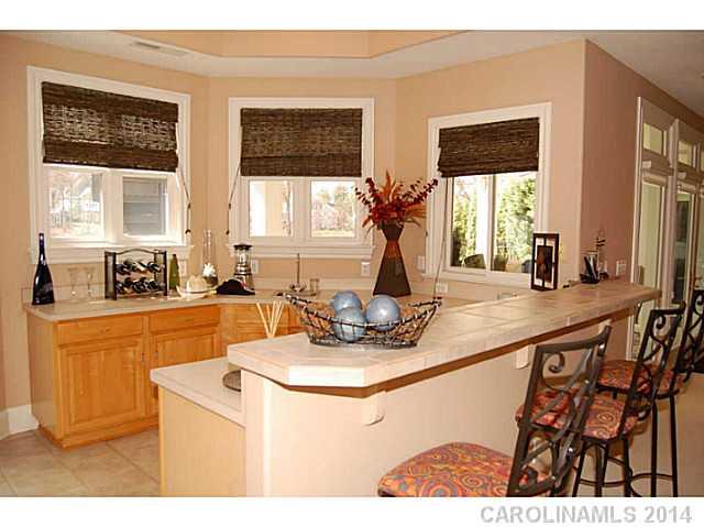 The Peninsula - Residential