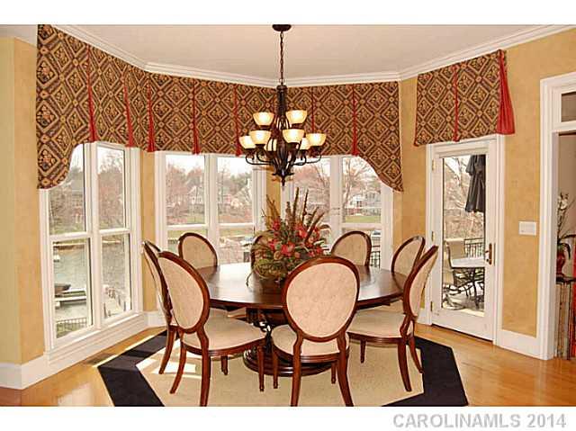 The Peninsula - Residential