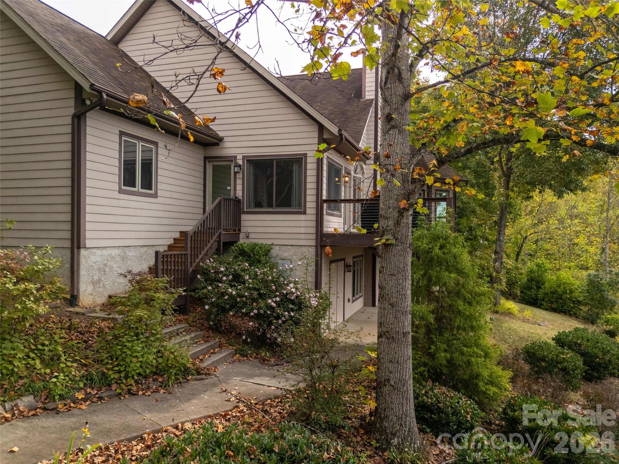 142 Twin Courts Drive
