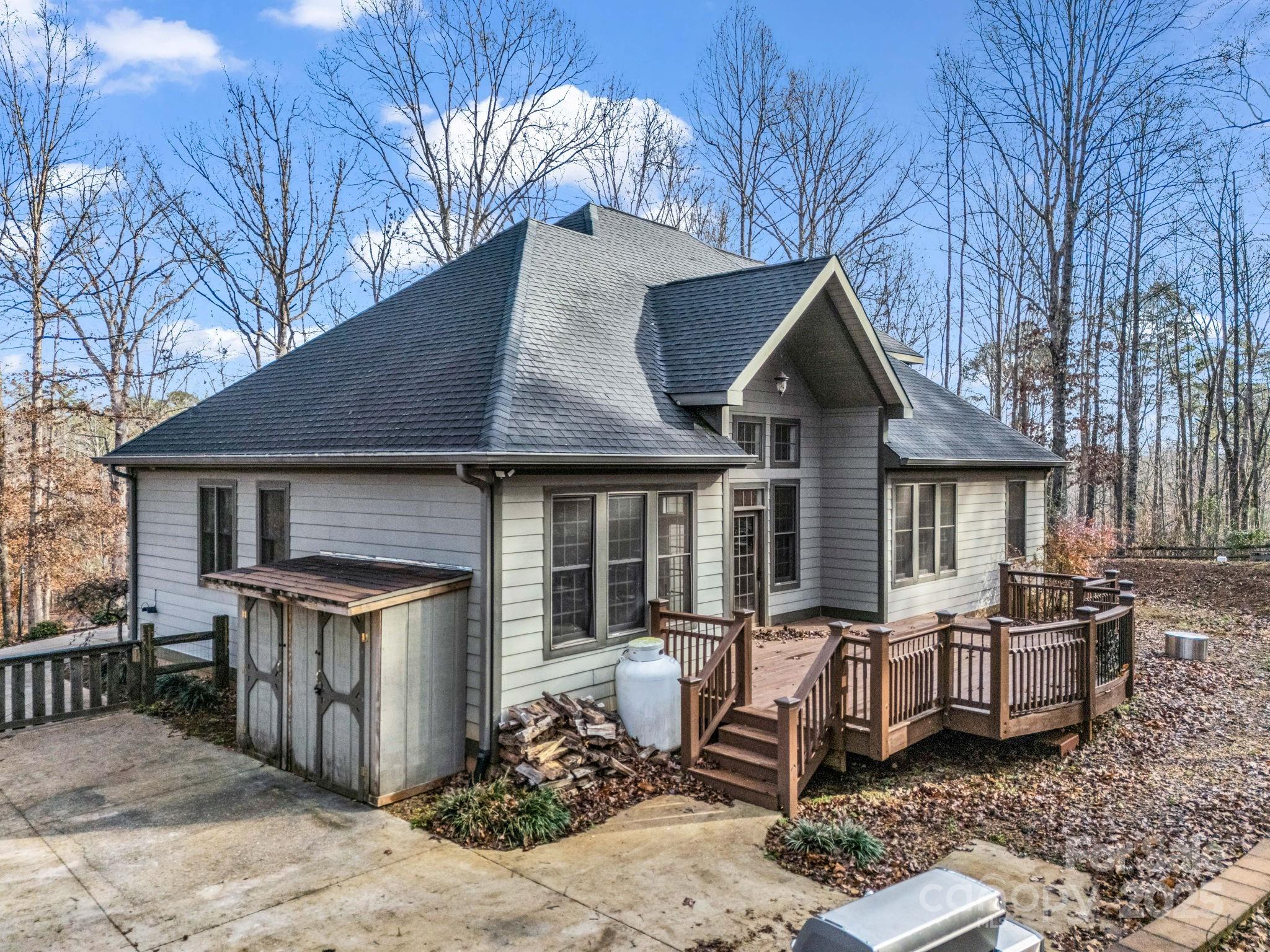 Vista At The Riverbank - Residential