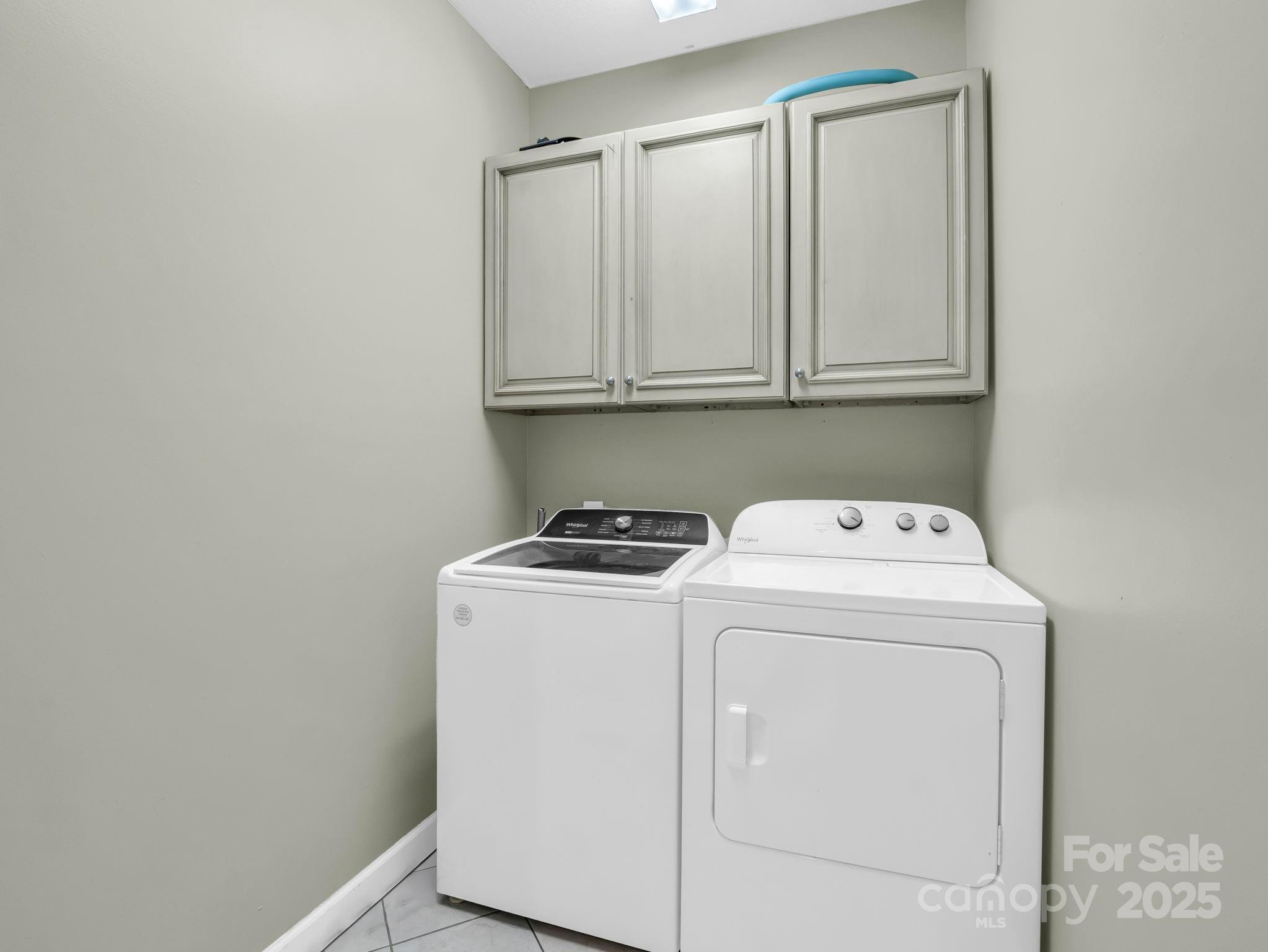 Vista At The Riverbank - Residential