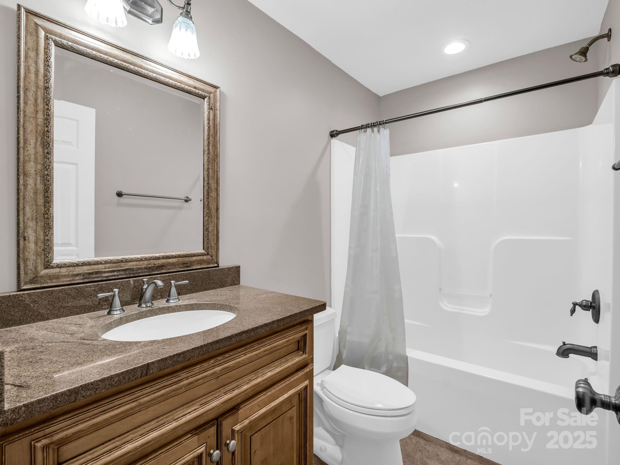 Vista At The Riverbank - Residential