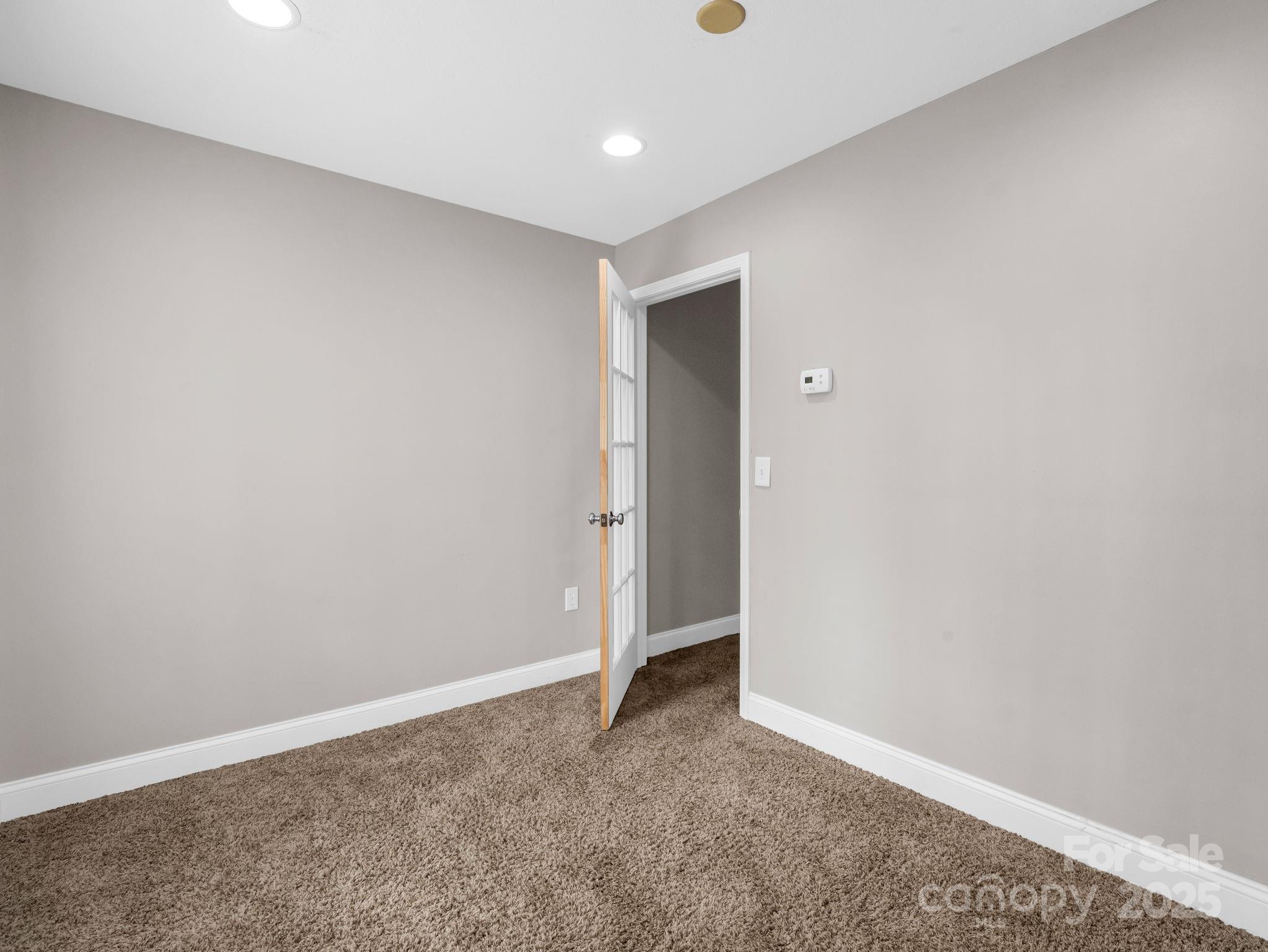 Vista At The Riverbank - Residential