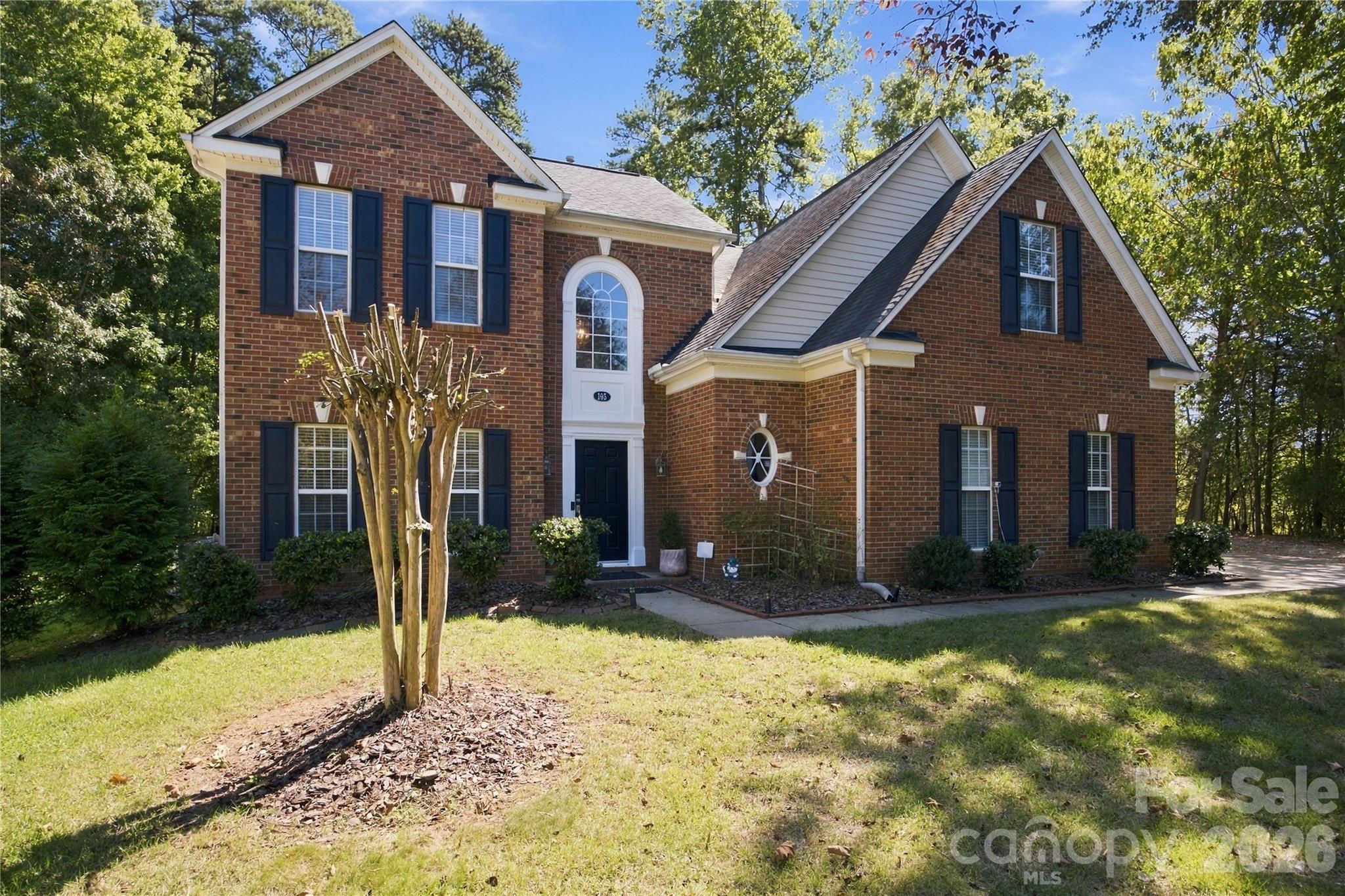 195 Huntly Lane