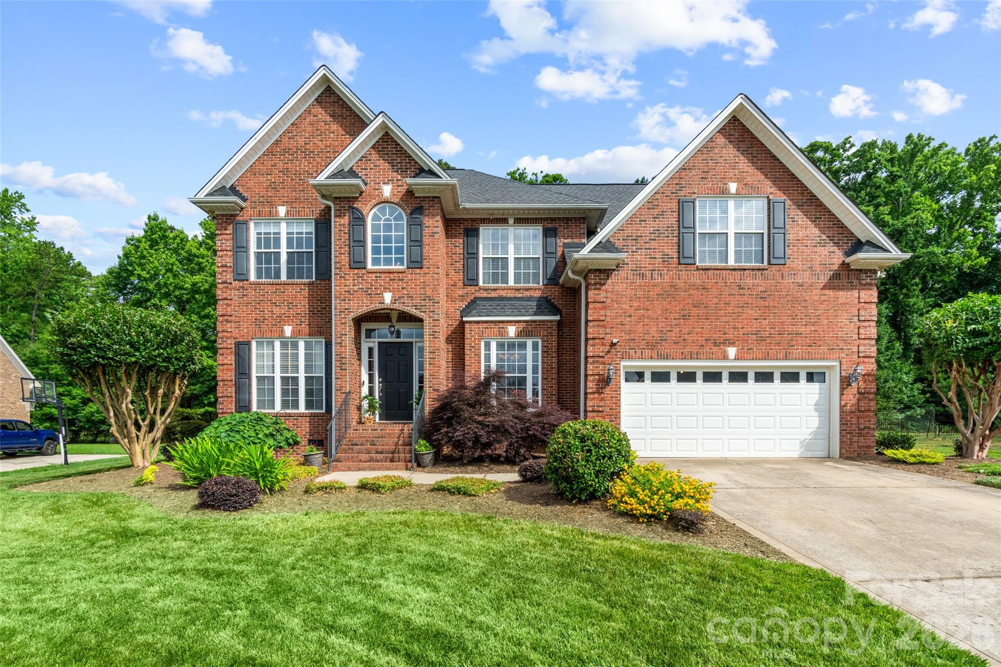 5649 Old Town Lane