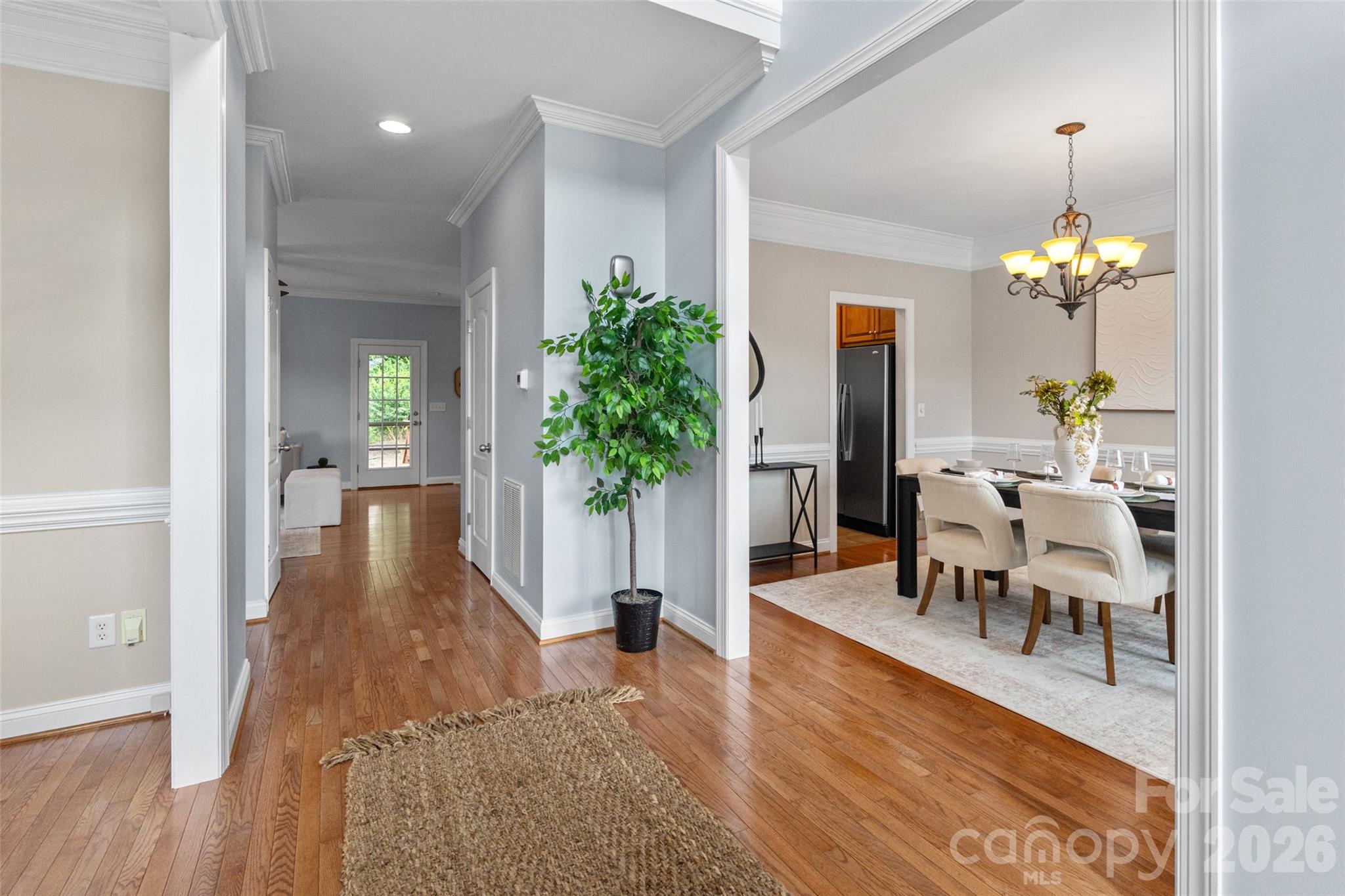 5649 Old Town Lane