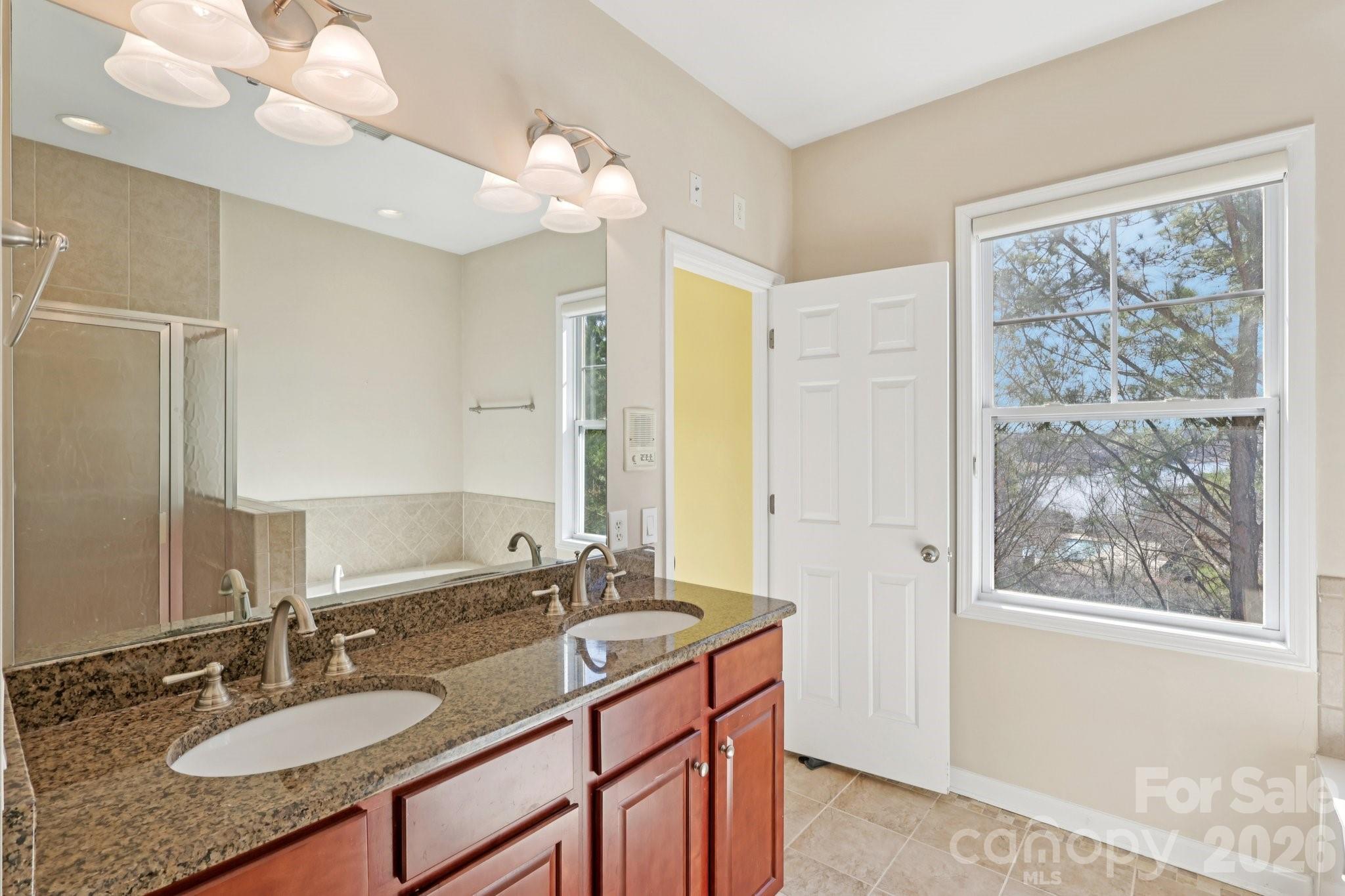 Lake Shore On Lake Wylie - Residential