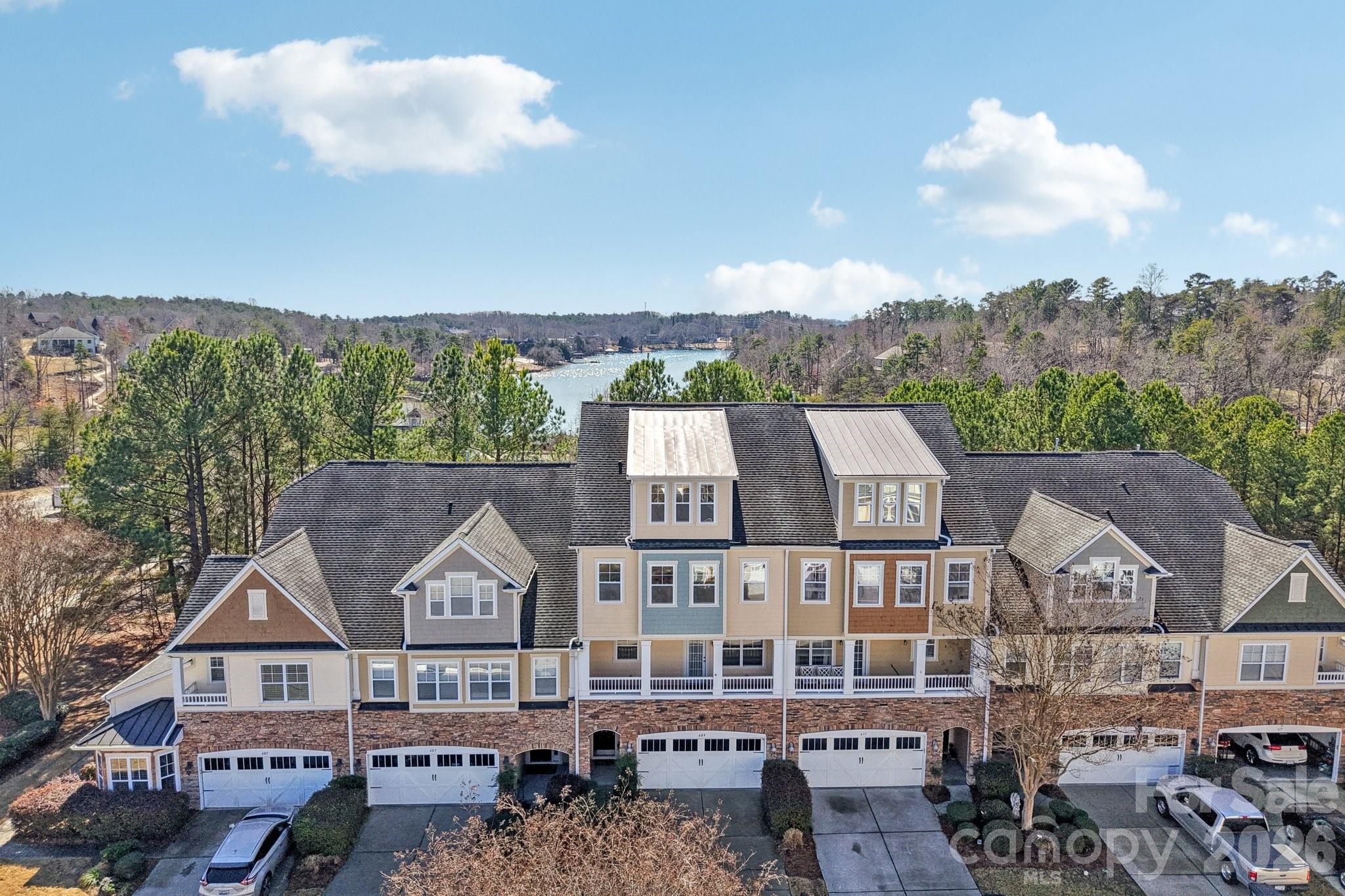 Lake Shore On Lake Wylie - Residential