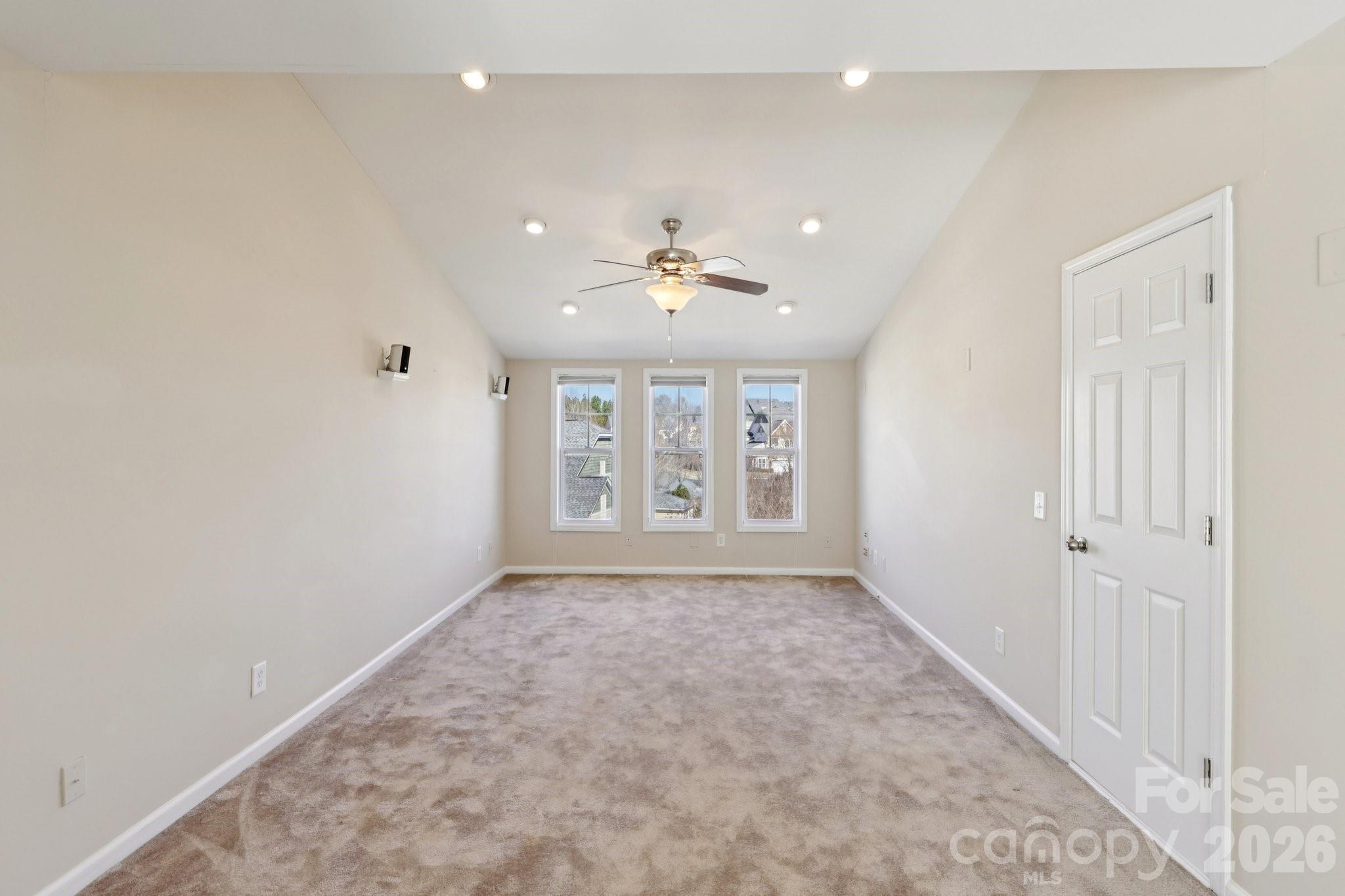 Lake Shore On Lake Wylie - Residential