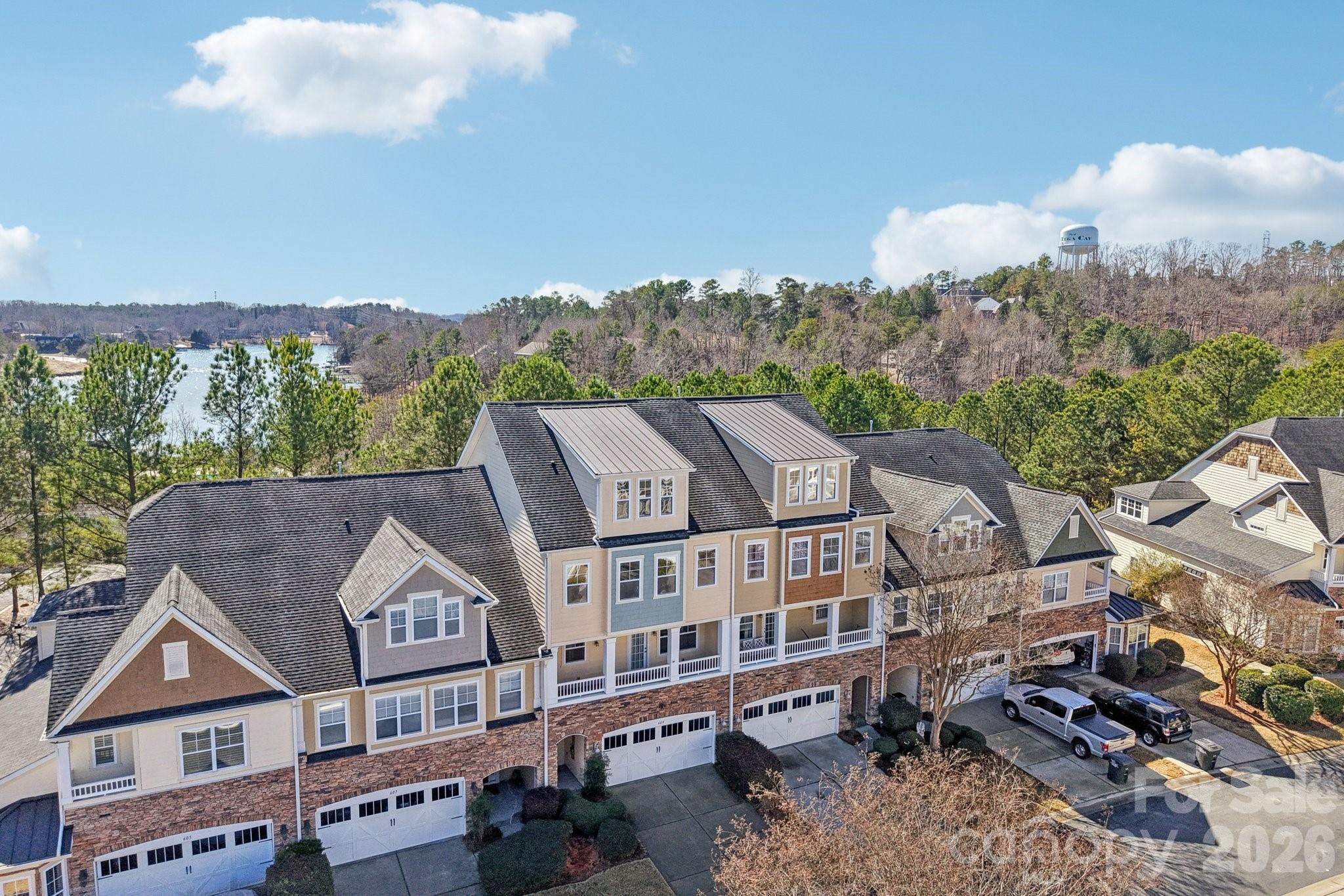Lake Shore On Lake Wylie - Residential