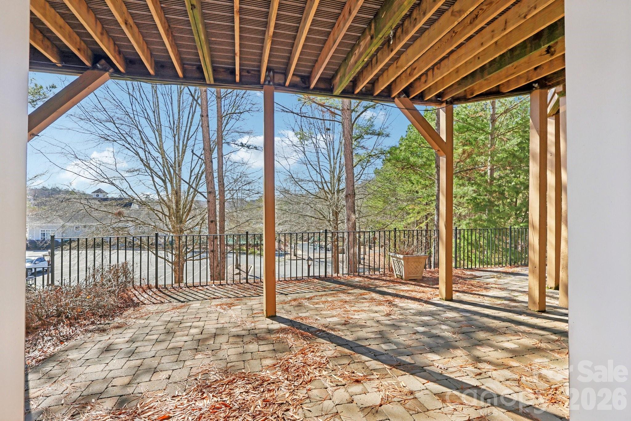 Lake Shore On Lake Wylie - Residential