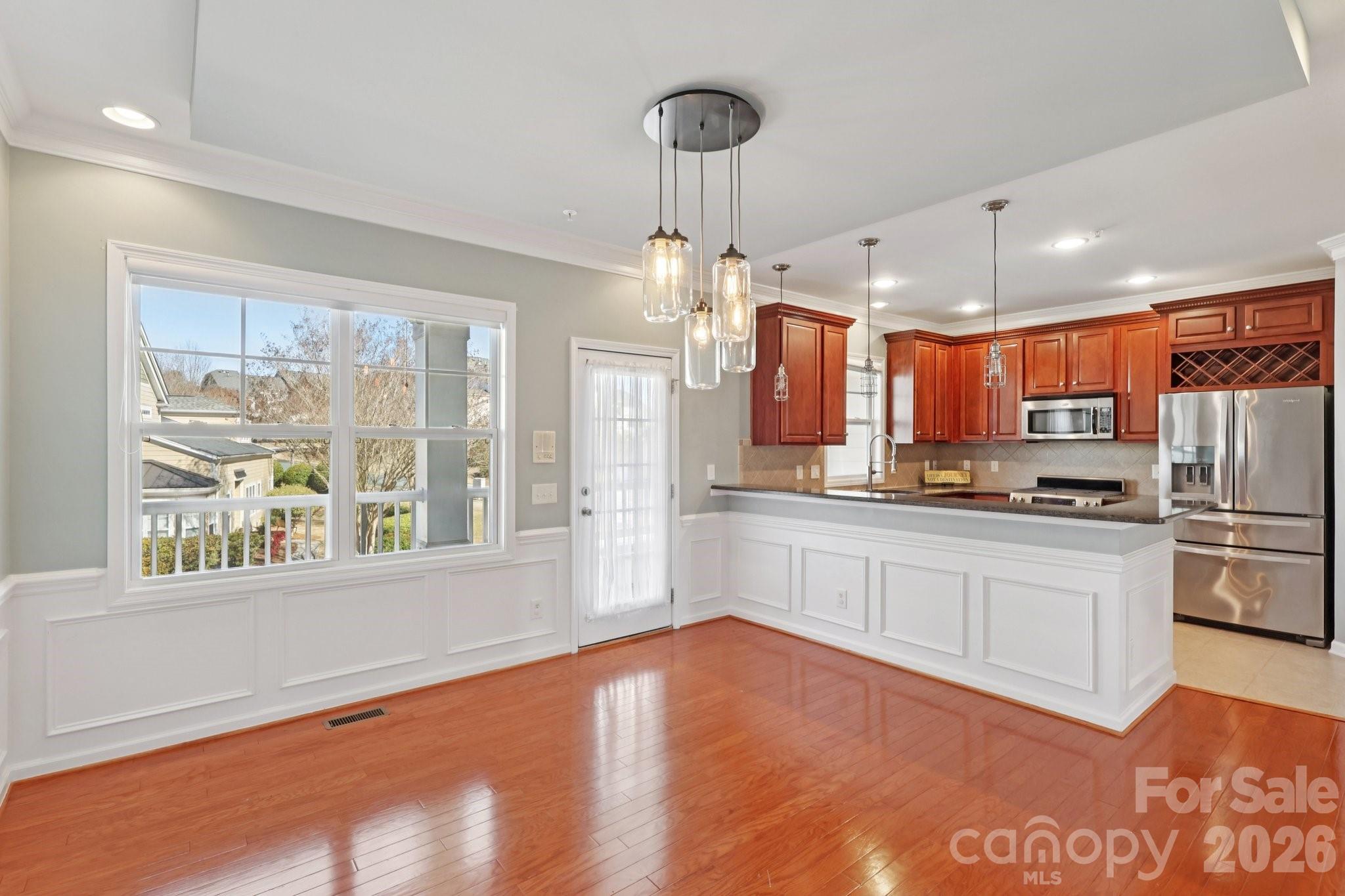 Lake Shore On Lake Wylie - Residential