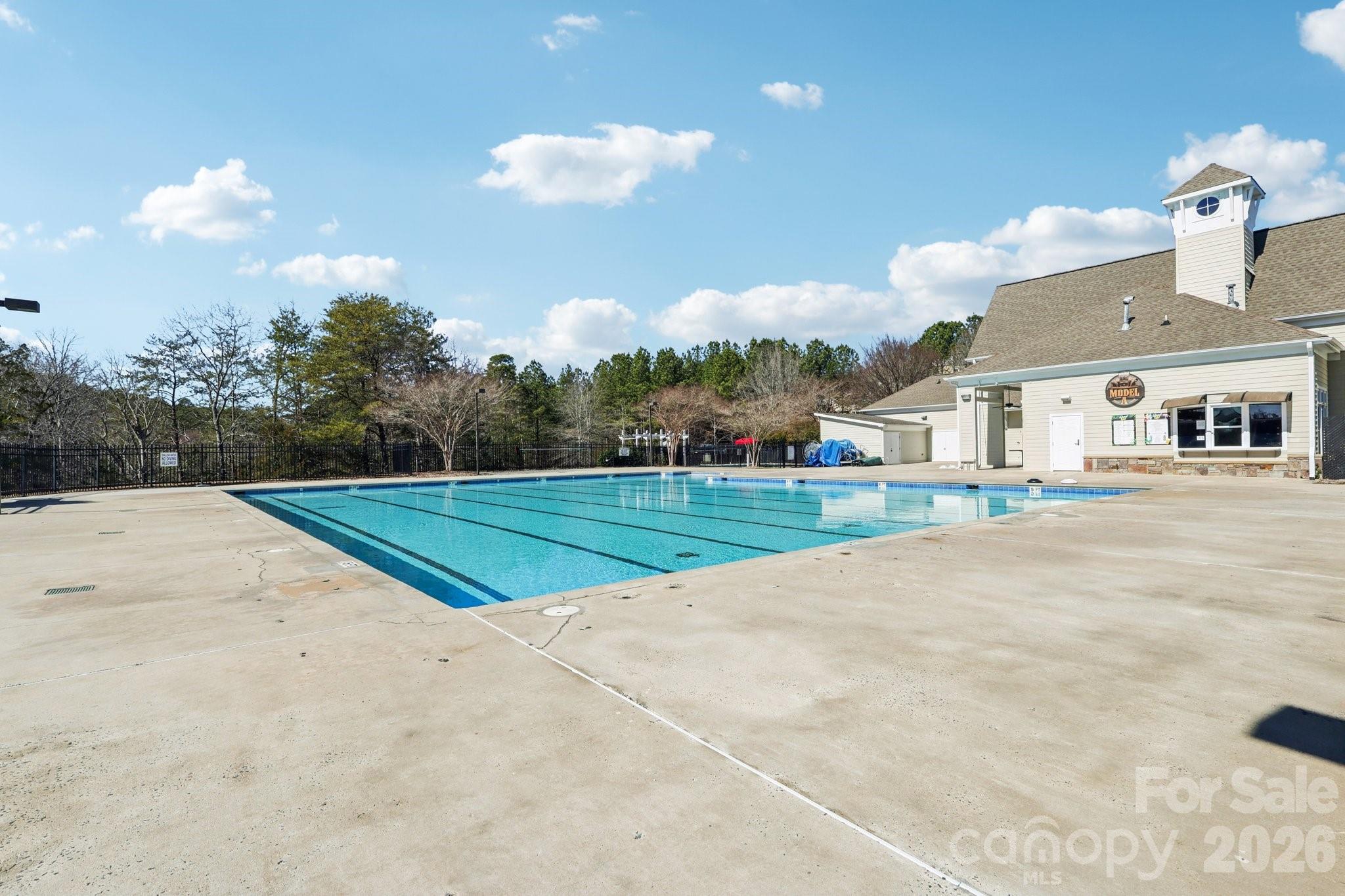 Lake Shore On Lake Wylie - Residential