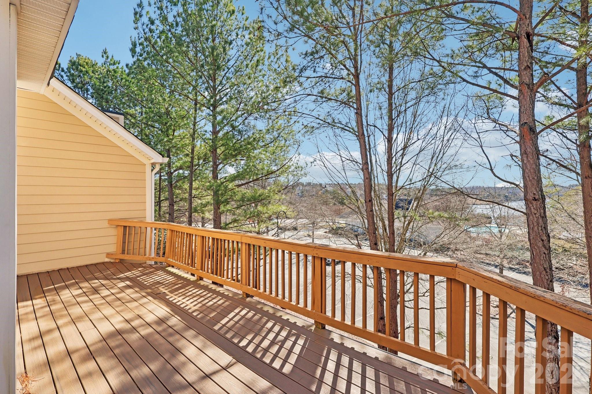 Lake Shore On Lake Wylie - Residential