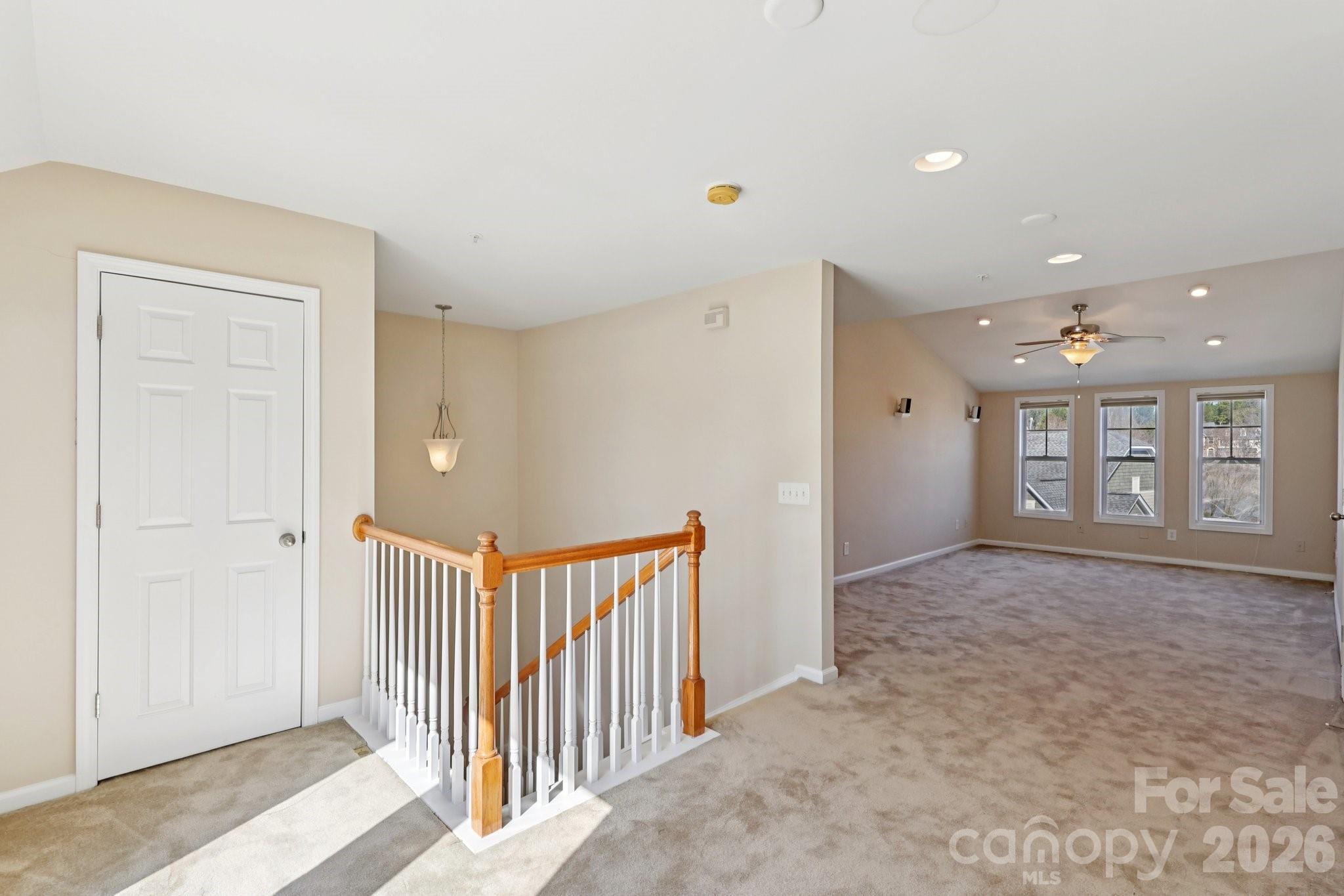 Lake Shore On Lake Wylie - Residential