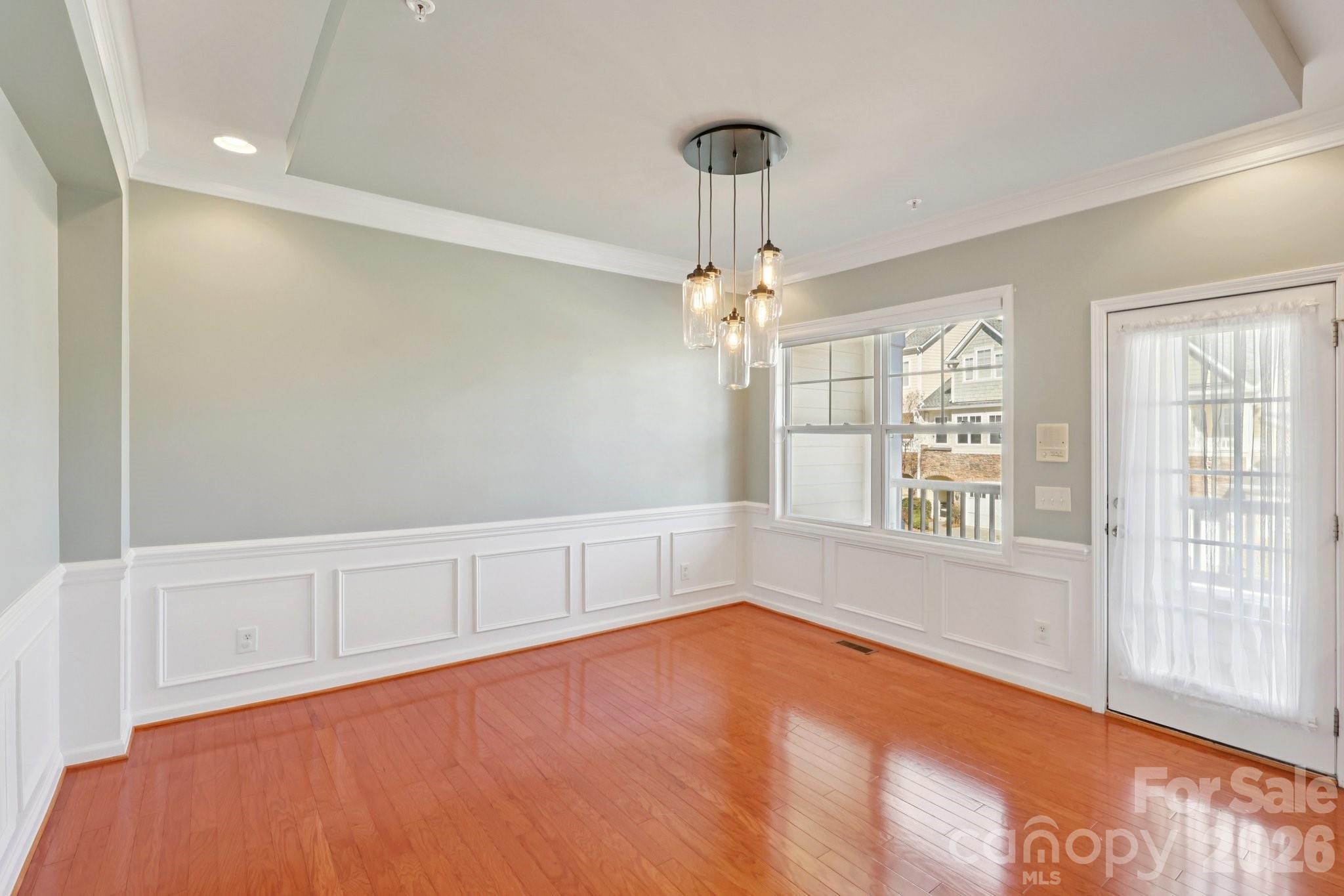 Lake Shore On Lake Wylie - Residential