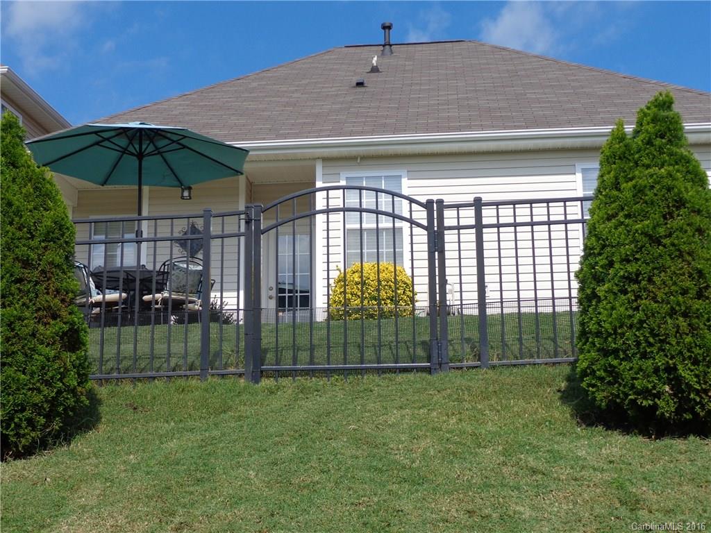 Moss Creek Village - Residential