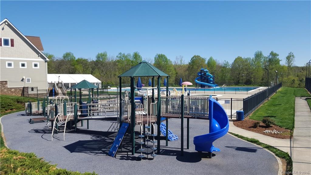 Moss Creek Village - Residential