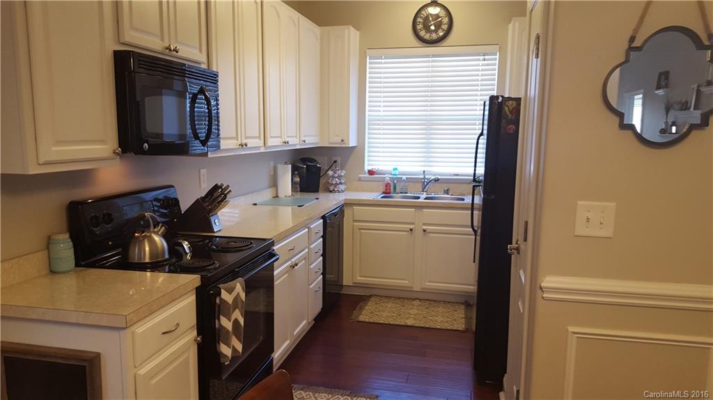 Moss Creek Village - Residential