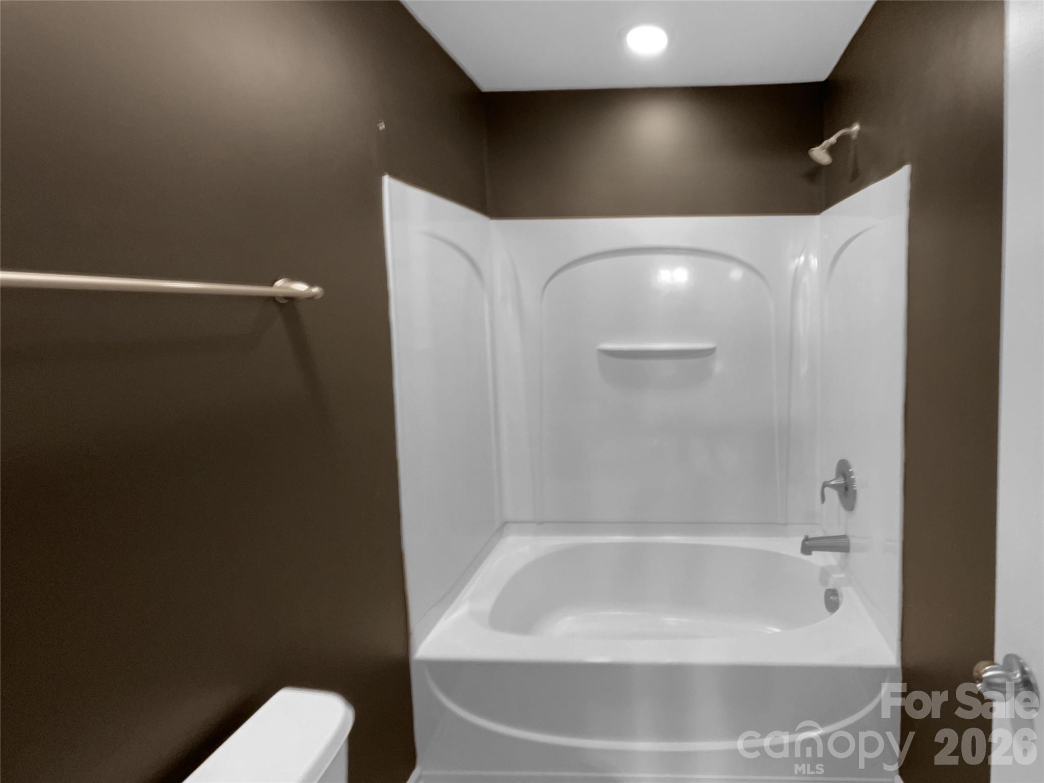 Fullerton Place - Residential