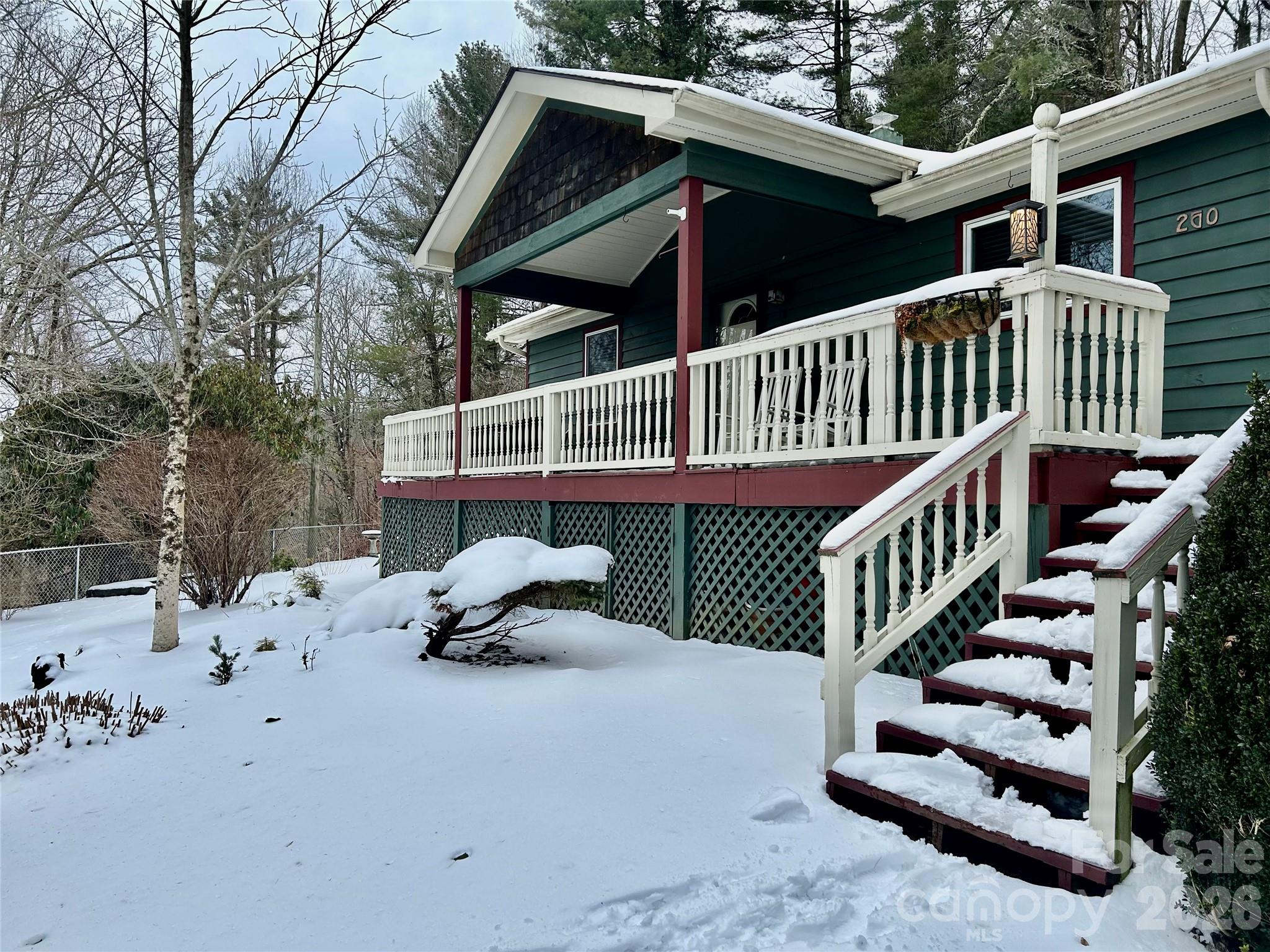 260 Sunny Acres Overlook 10-12