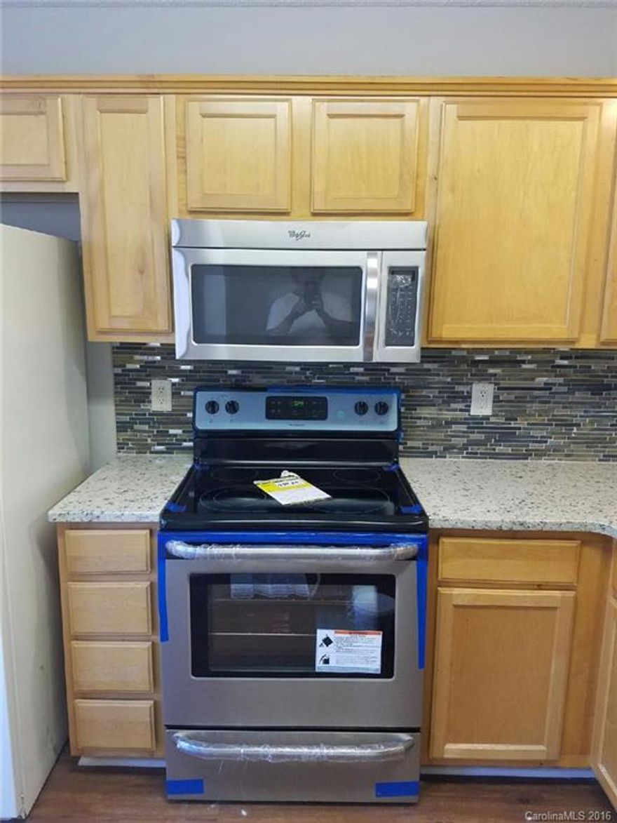 Don’t miss this upgraded move in ready 3 bedroom 2 bath home with a 2-car garage in a established neighborhood on quiet cul de sac lot. OPEN FLOOR PLAN WITH VAULTED CEILING. FRESH PAINT, GRANITE COUNTERS IN THE KITCHEN & BATHROOMS. CUSTOM GLASS BACK-SPLASH! Take advantage of the Neighborhood clubhouse including a pool and playground. Easy access to I-485. Also, uptown Charlotte is just 12 miles away.