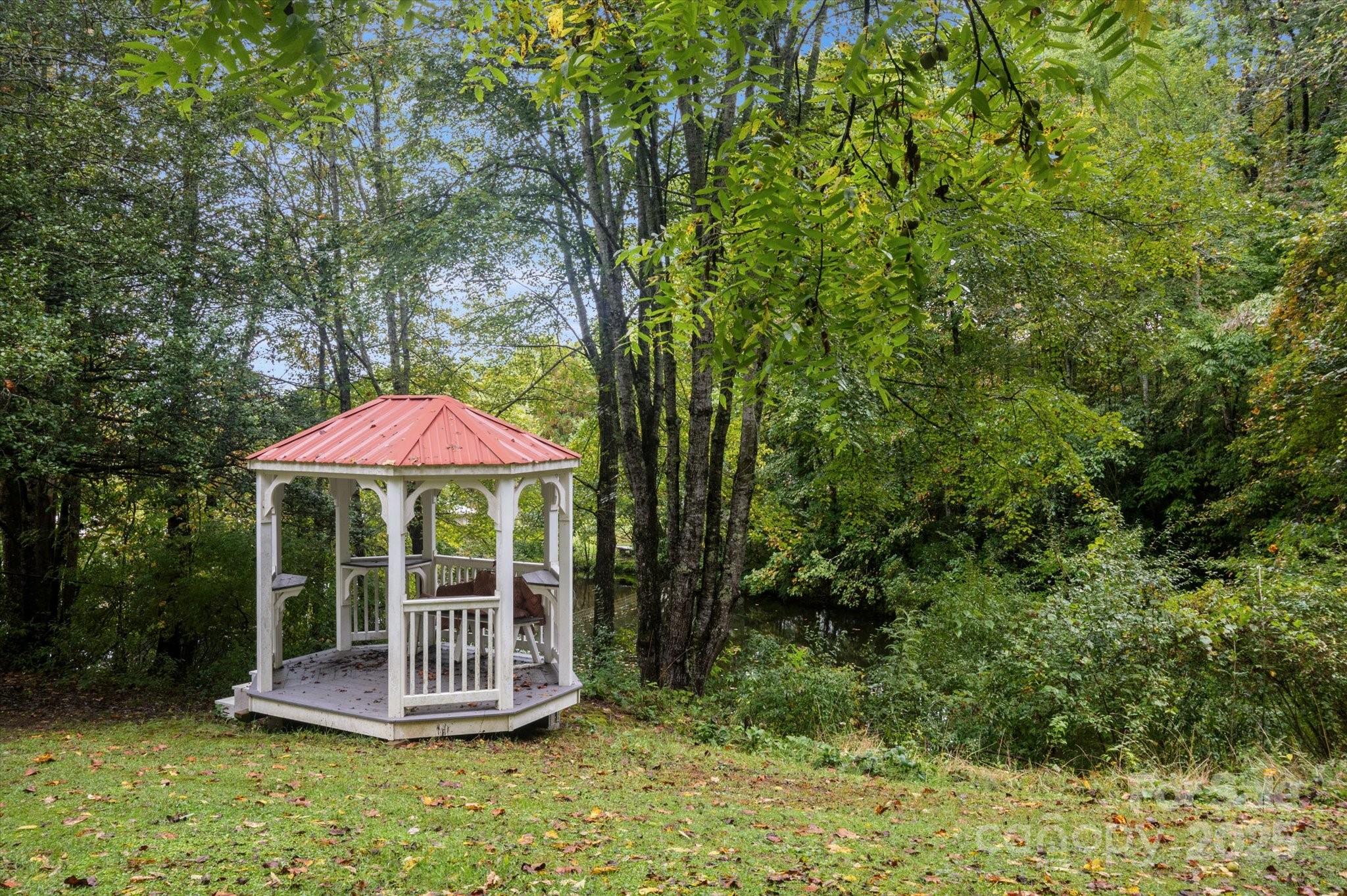 Pisgah Forest Farms - Residential