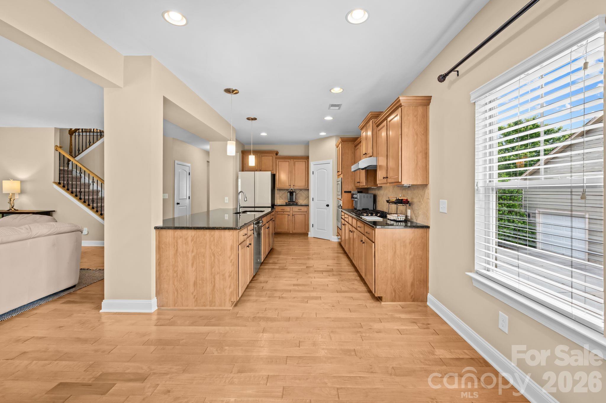SERENITY POINT - Residential