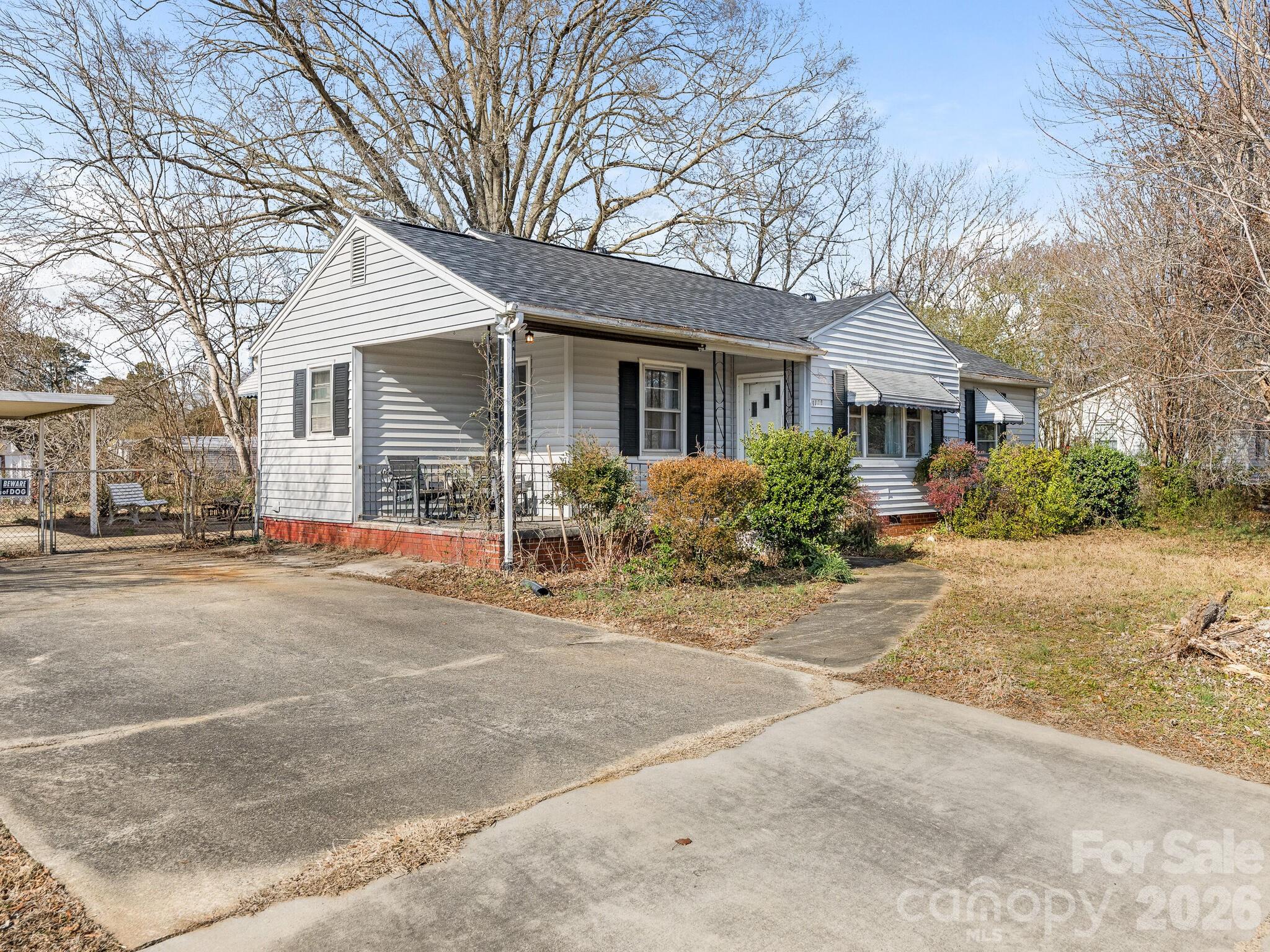 1729 Mt Gallant Road