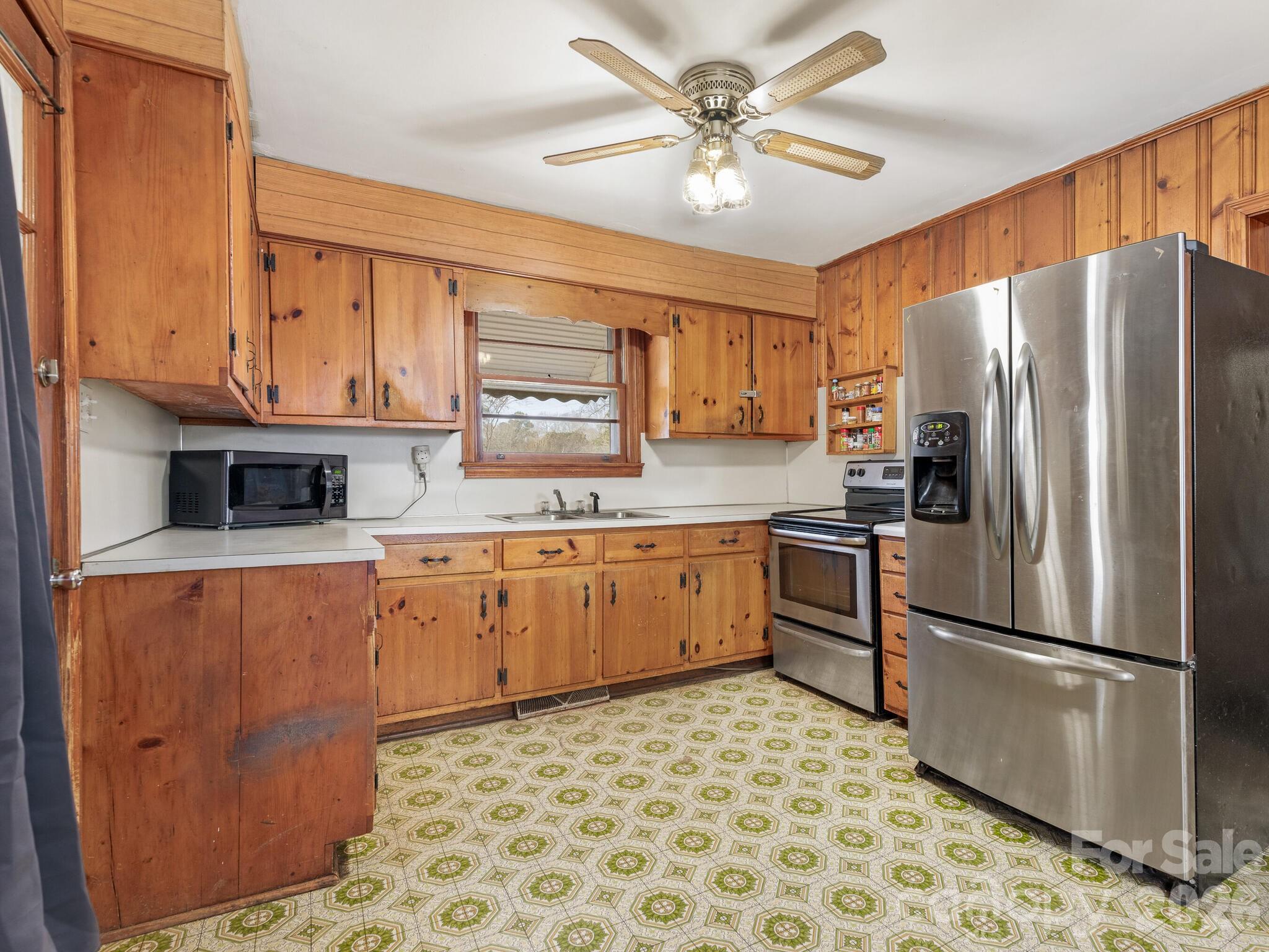 Oakwood Acres - Residential