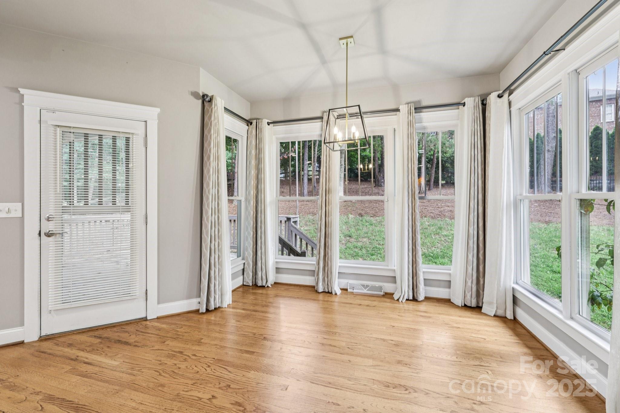 Lakeshore - Residential