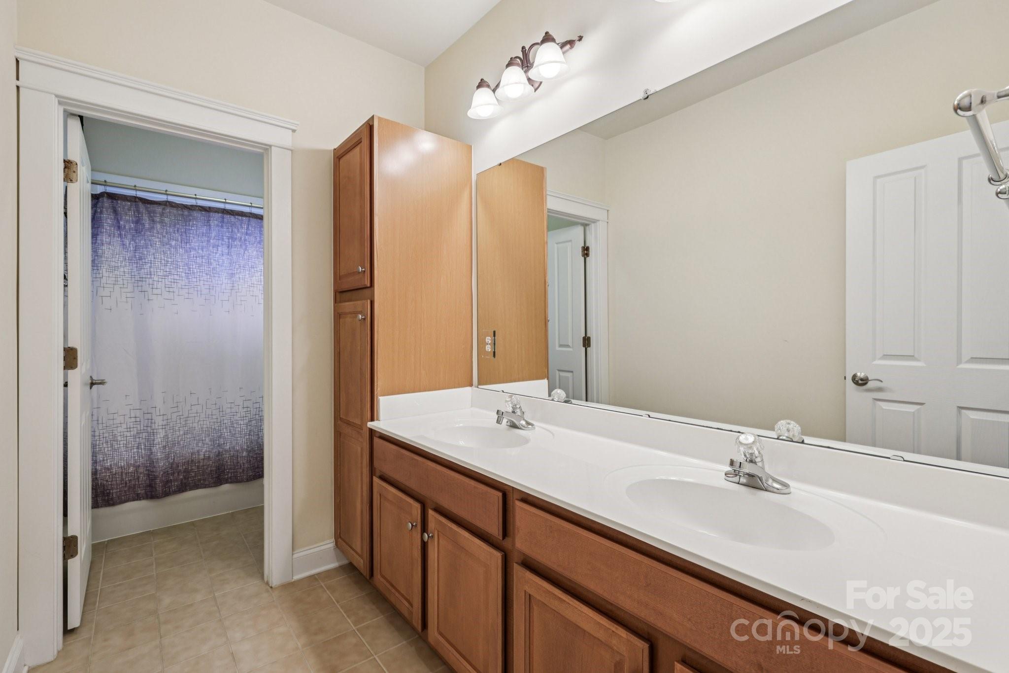 Lakeshore - Residential