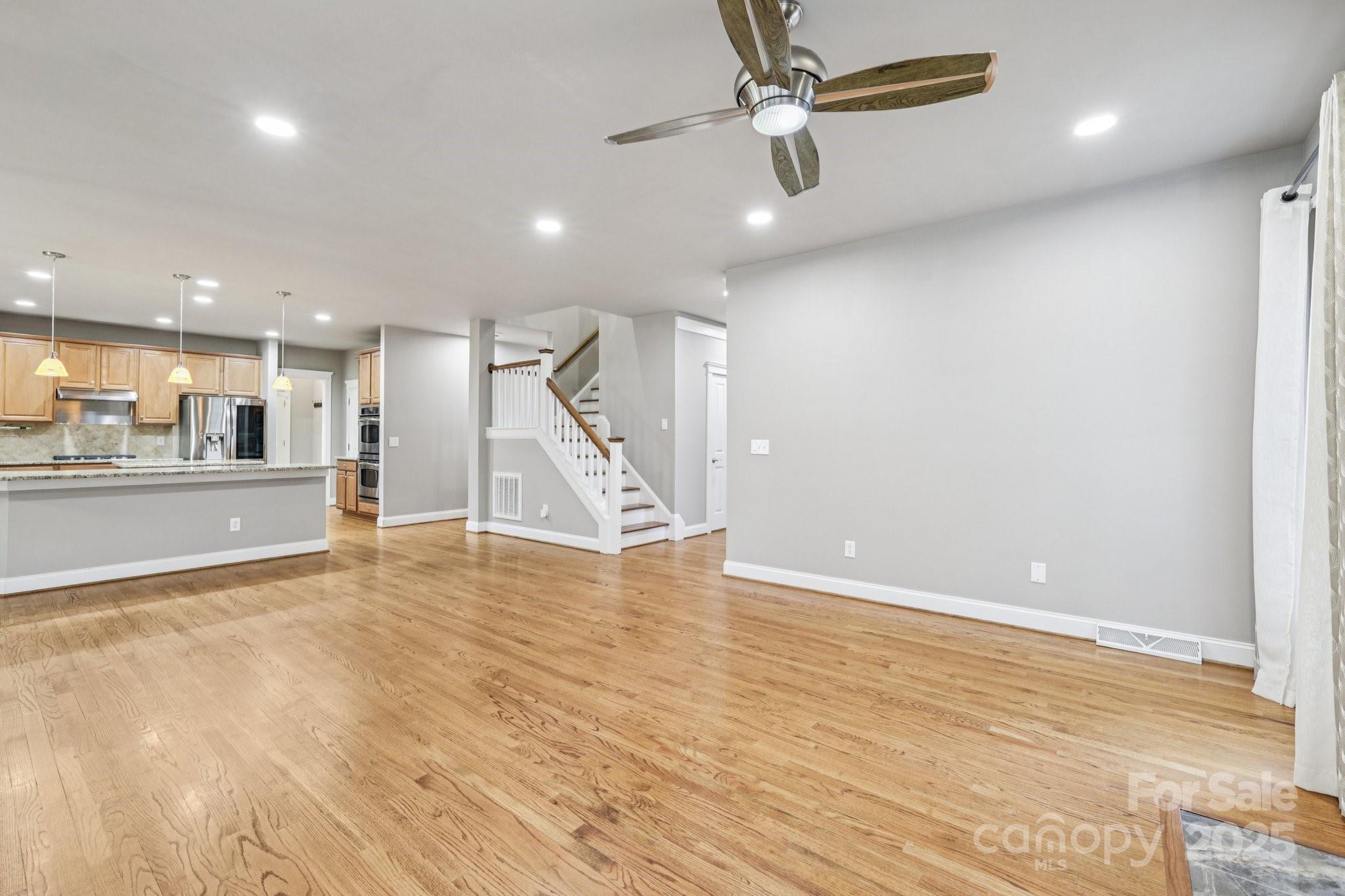 Lakeshore - Residential