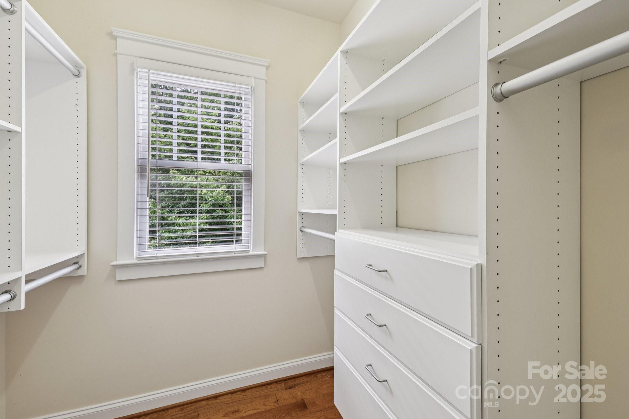 Lakeshore - Residential