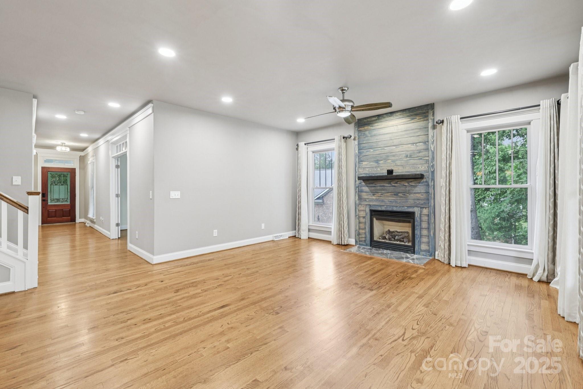 Lakeshore - Residential