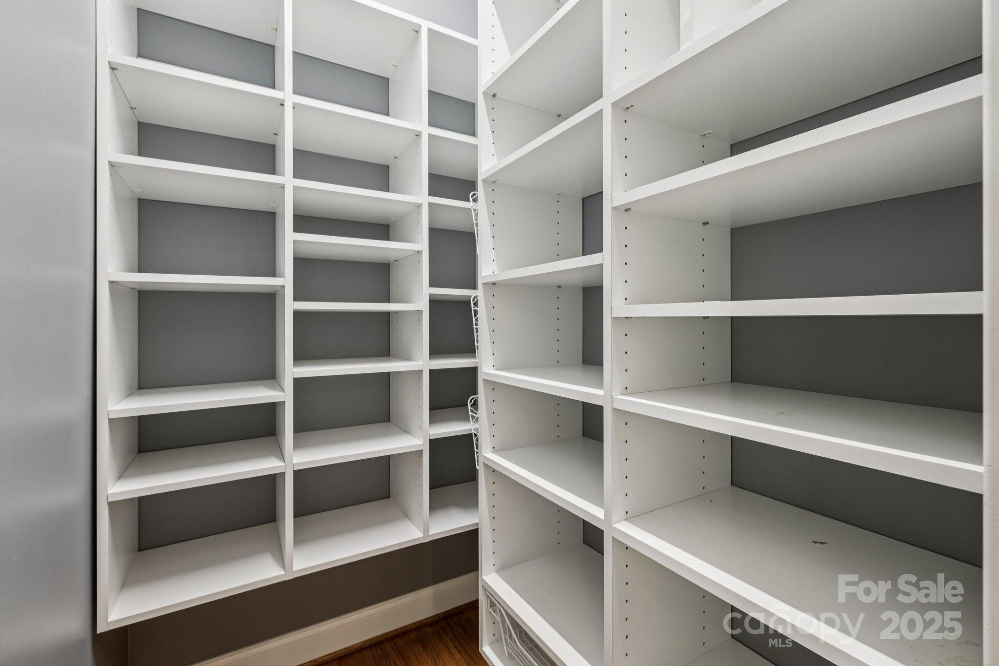 Lakeshore - Residential