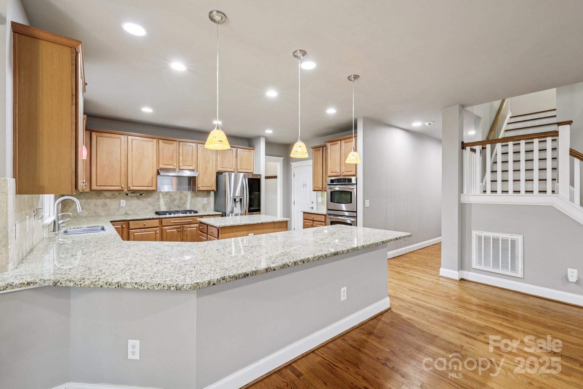 Lakeshore - Residential