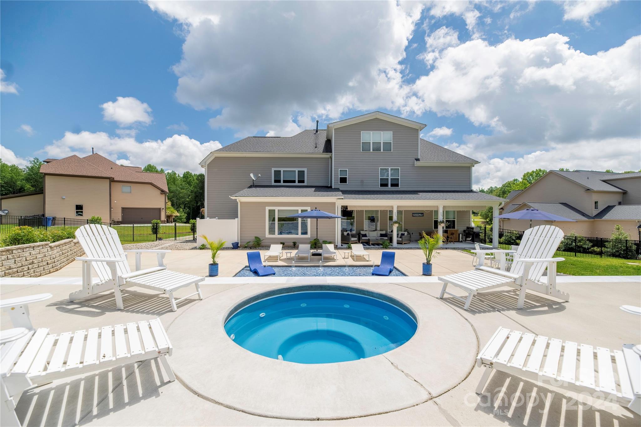 Chesapeake Pointe - Residential