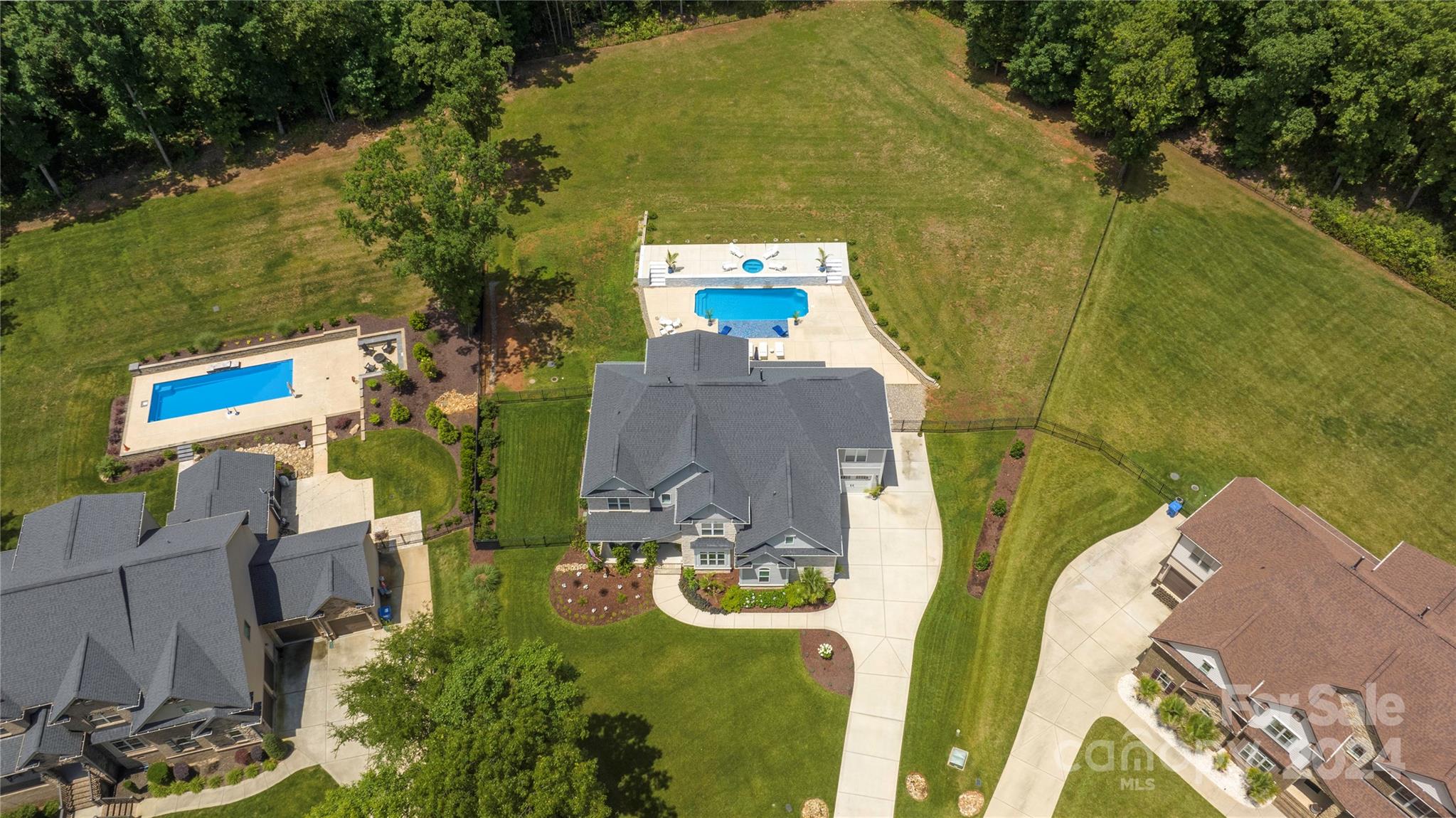 Chesapeake Pointe - Residential