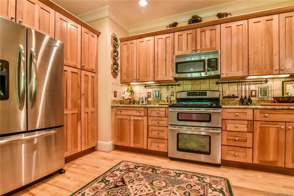 Bennington Oaks - Residential