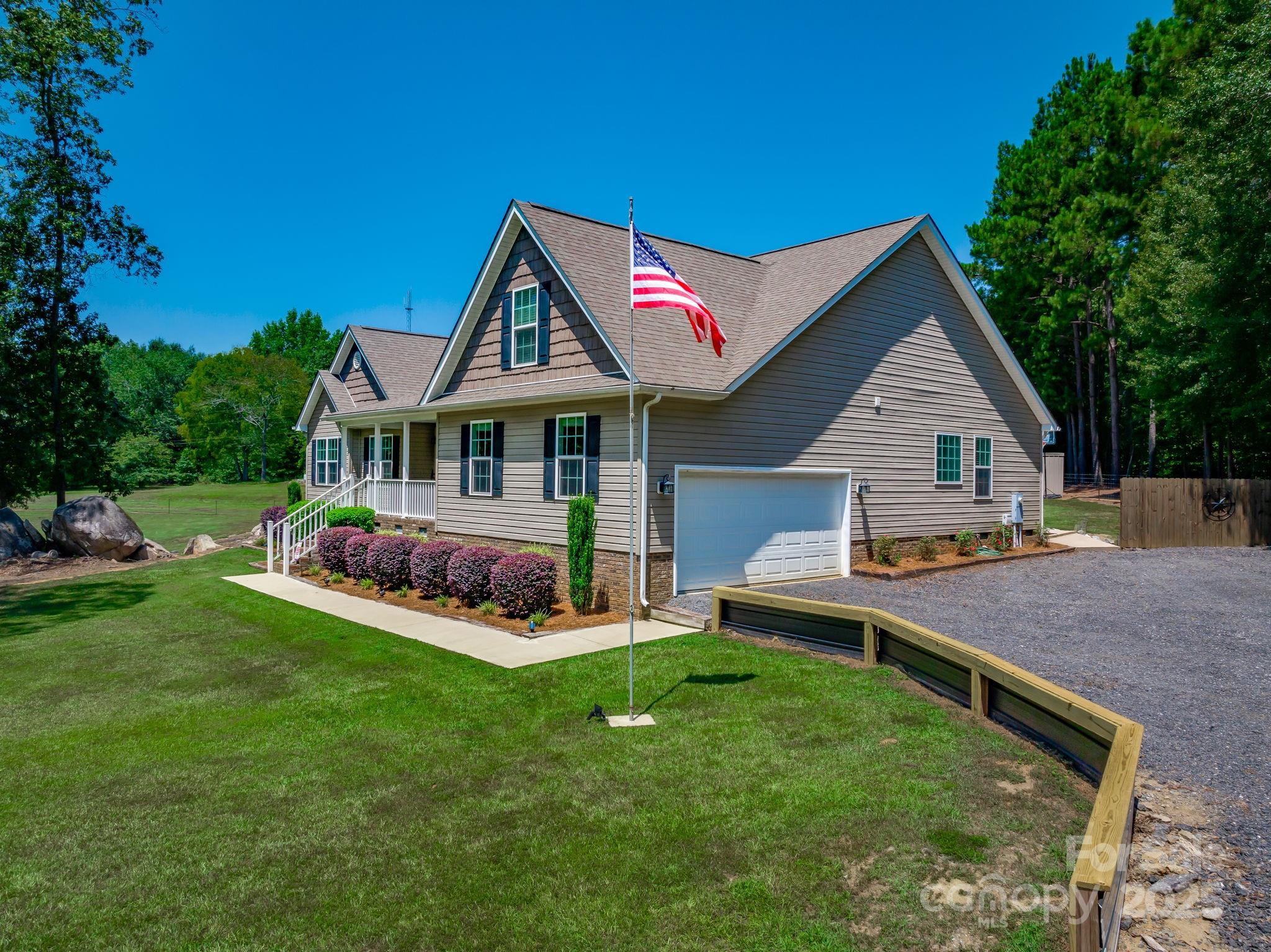 5557 Brooklyn Road
