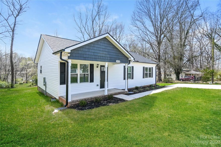 This 3-bedroom, 2.0-bathroom home offers 1246 sq. ft. of living space.