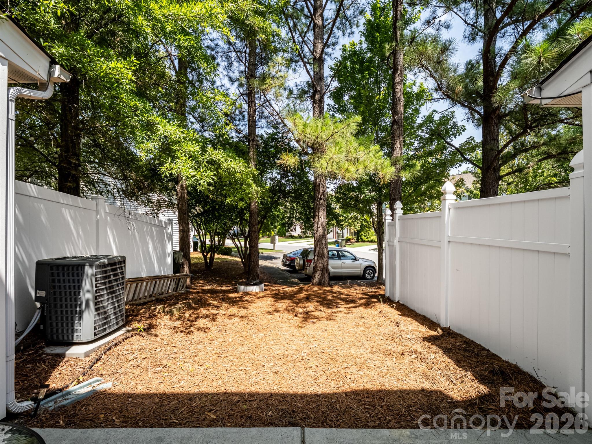 The Townes At Berkshire - Residential