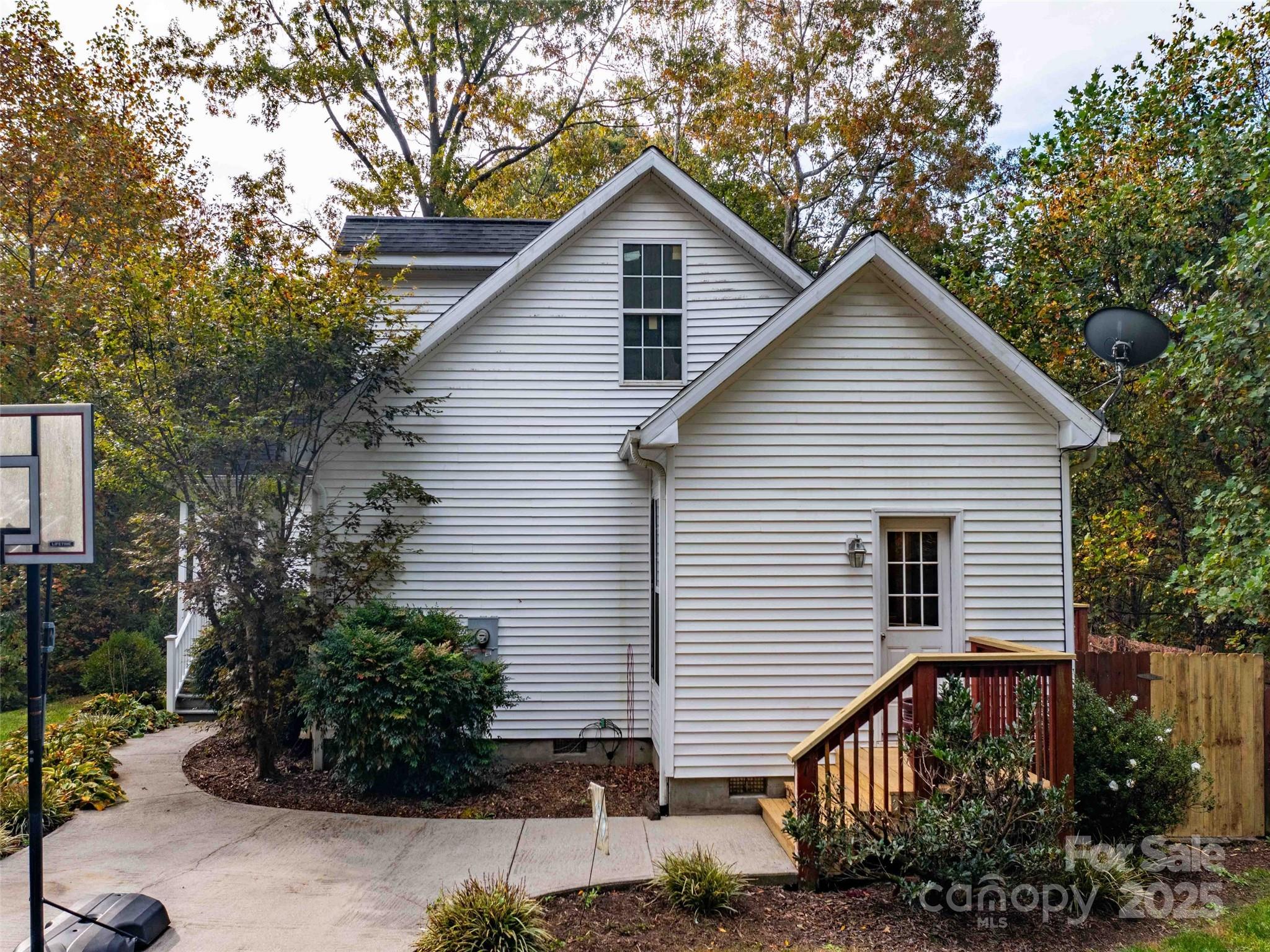 37 C Creek Lane