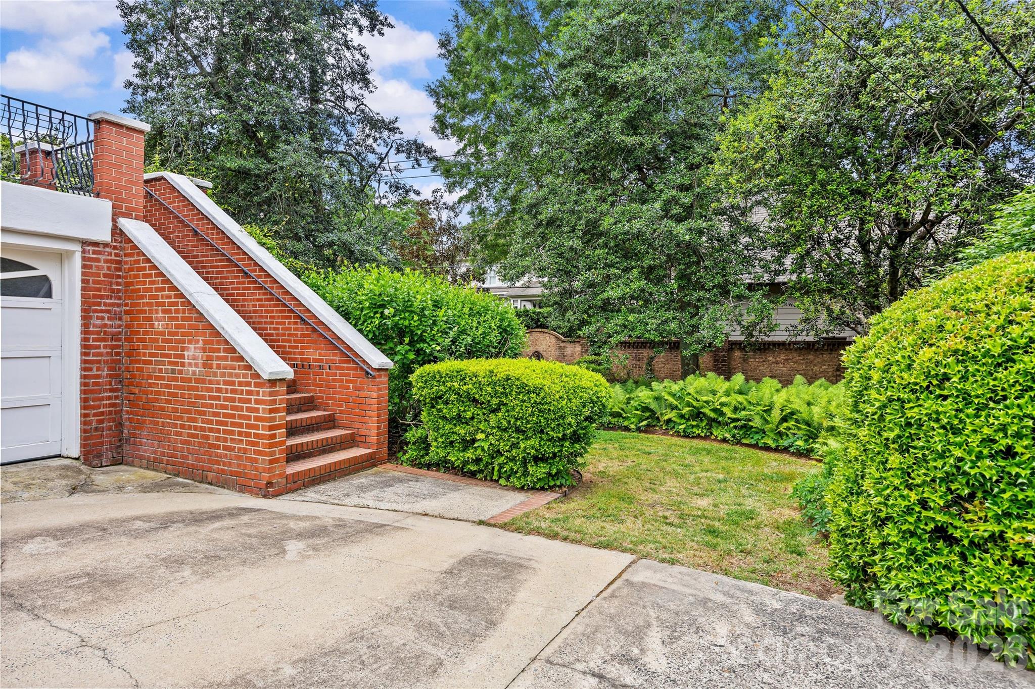 Myers Park - Residential