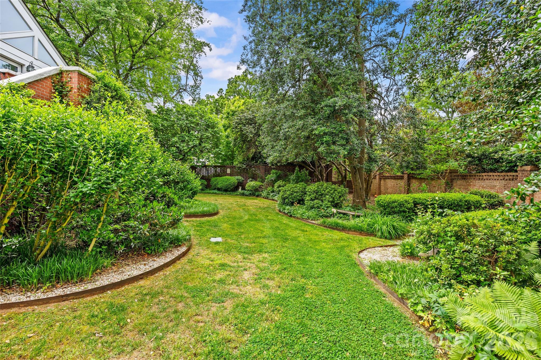 Myers Park - Residential