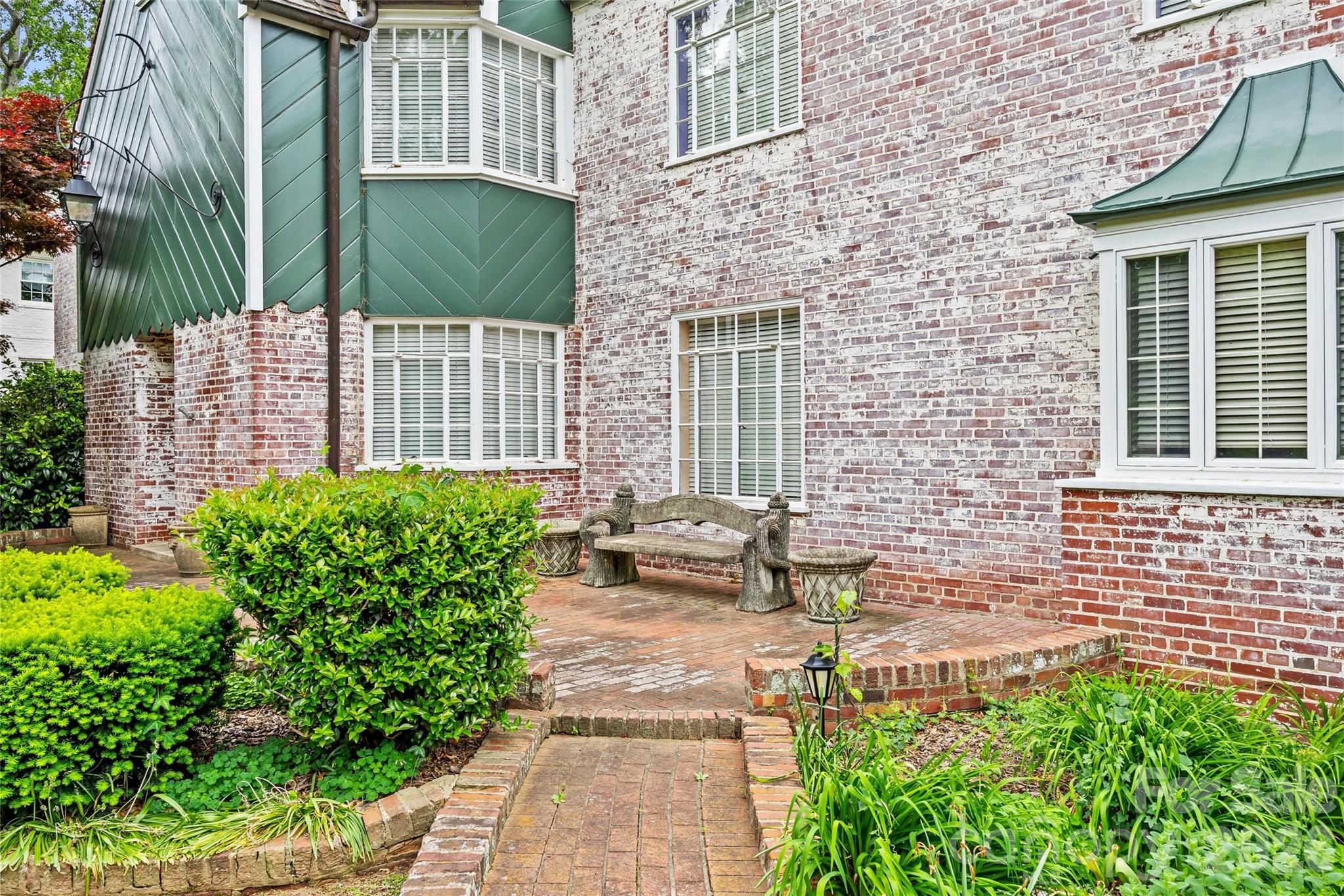 Myers Park - Residential