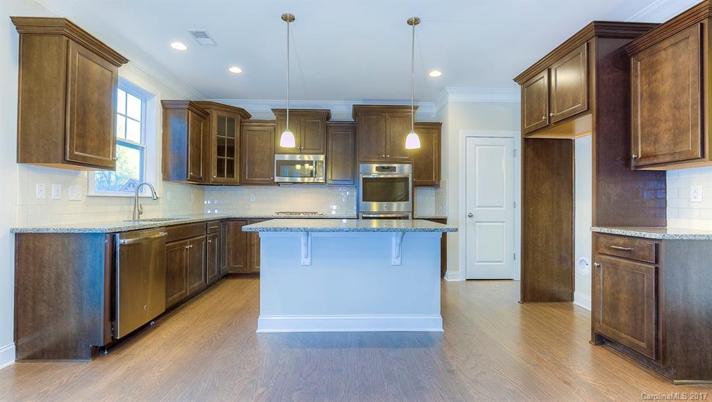 Lake Ridge - Residential