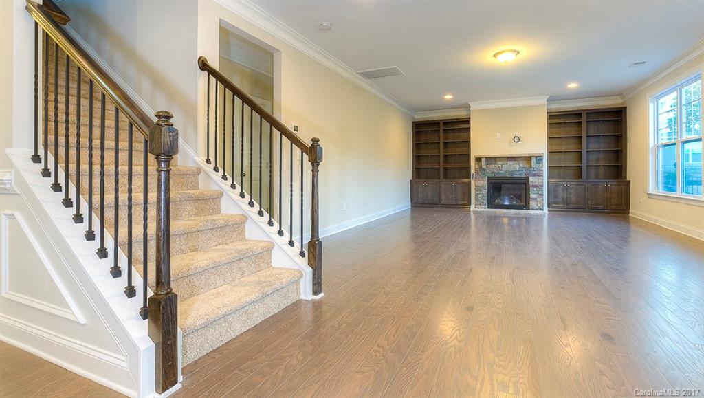 Lake Ridge - Residential