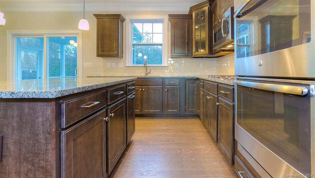 Lake Ridge - Residential